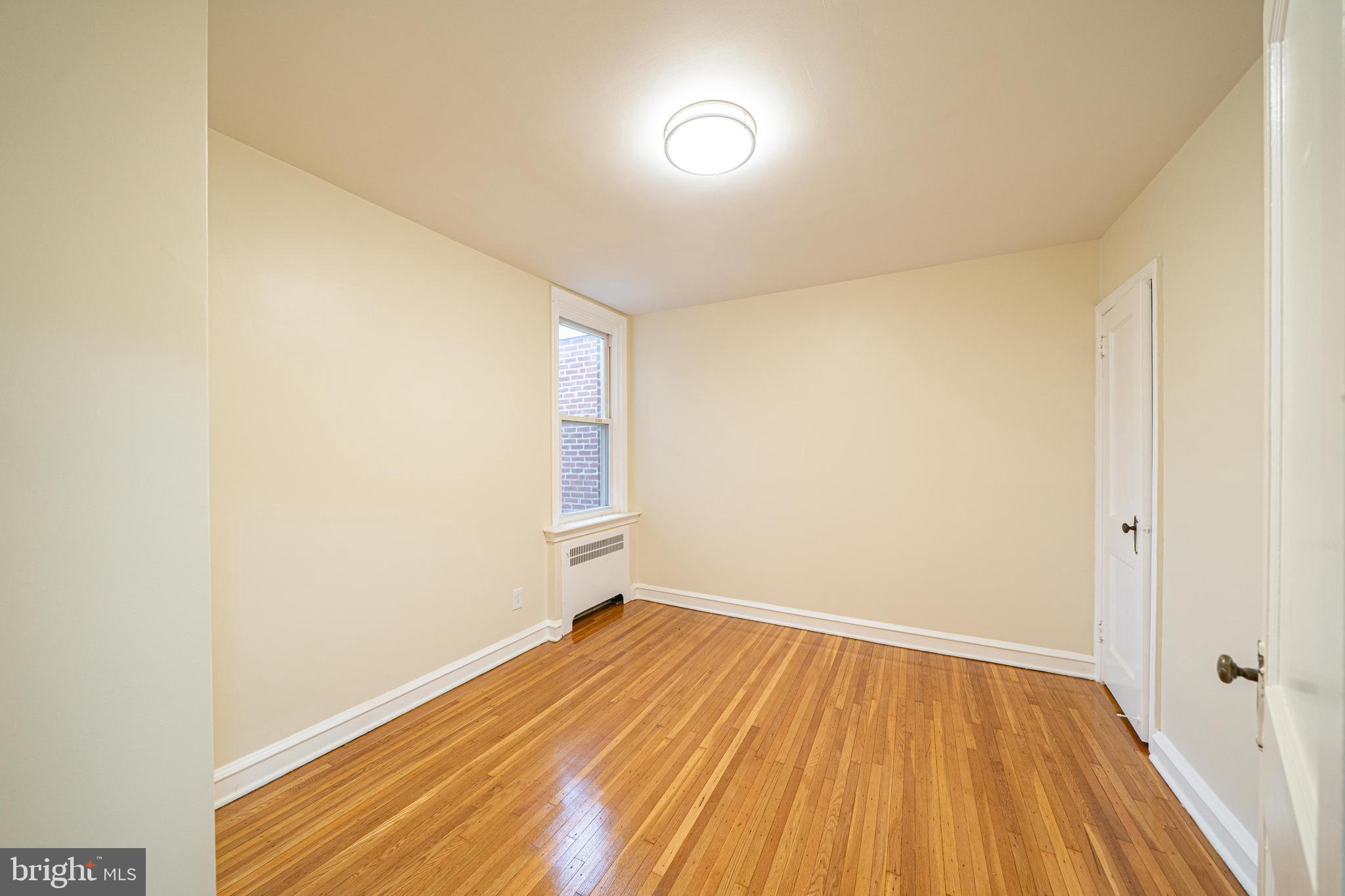 LAWNCREST - Residential