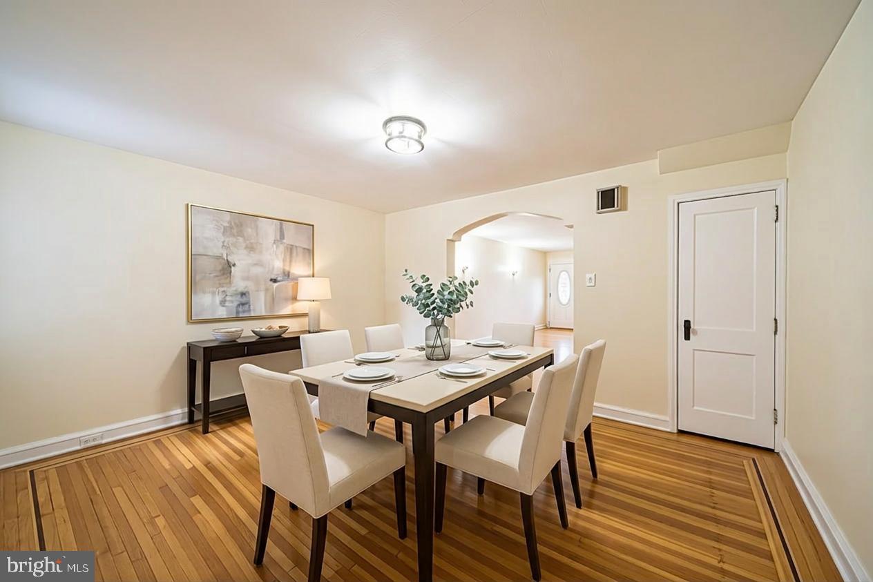 LAWNCREST - Residential