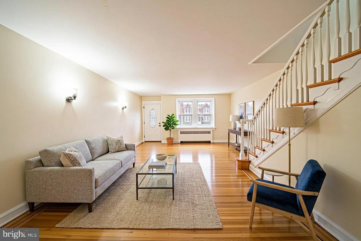 LAWNCREST - Residential