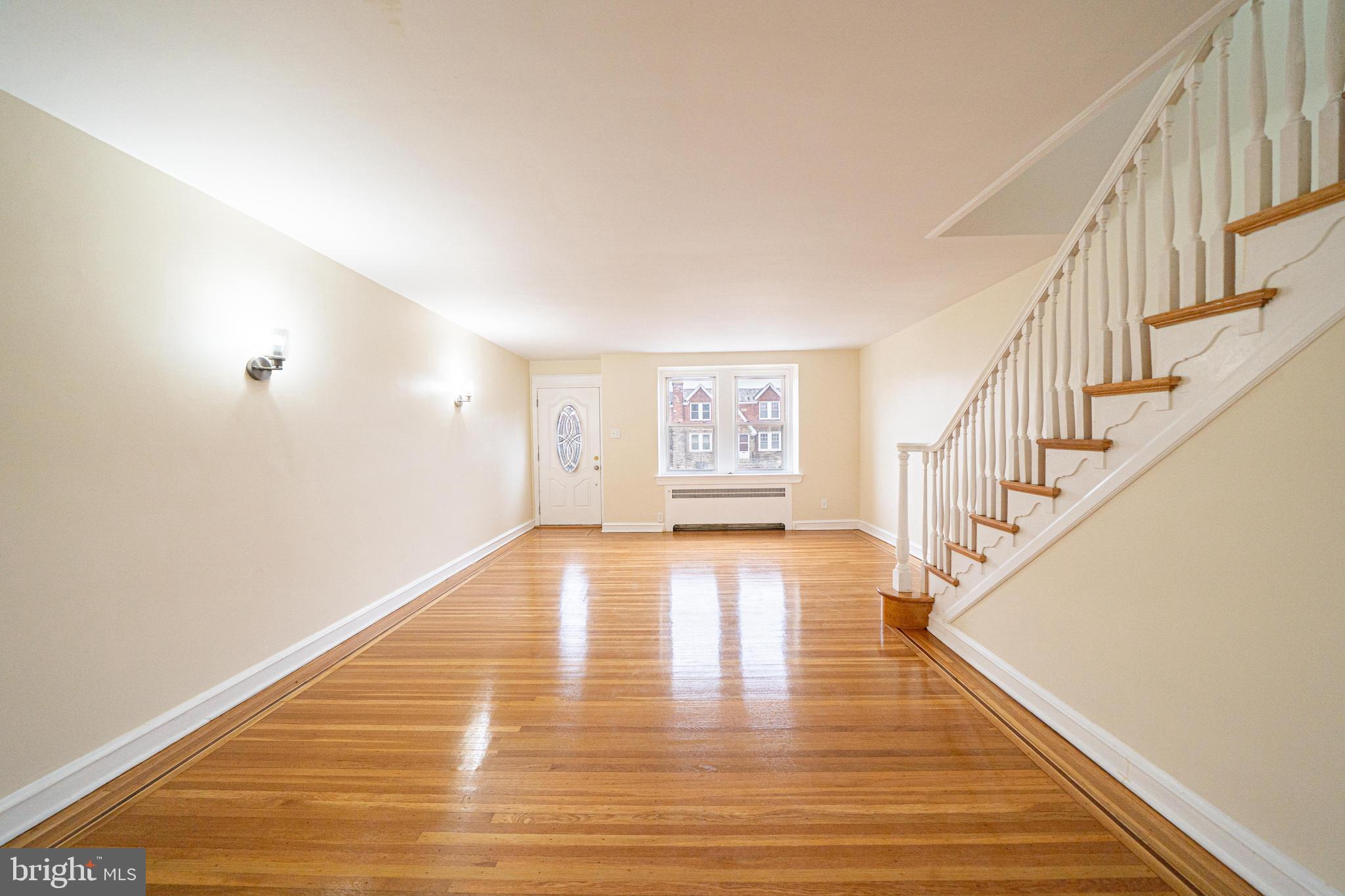 LAWNCREST - Residential