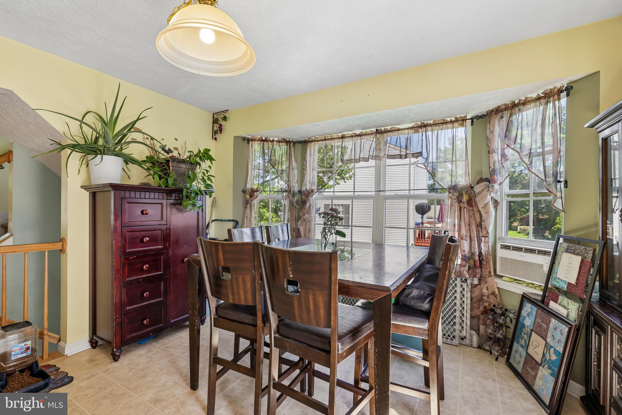 WEST SHORE - Residential