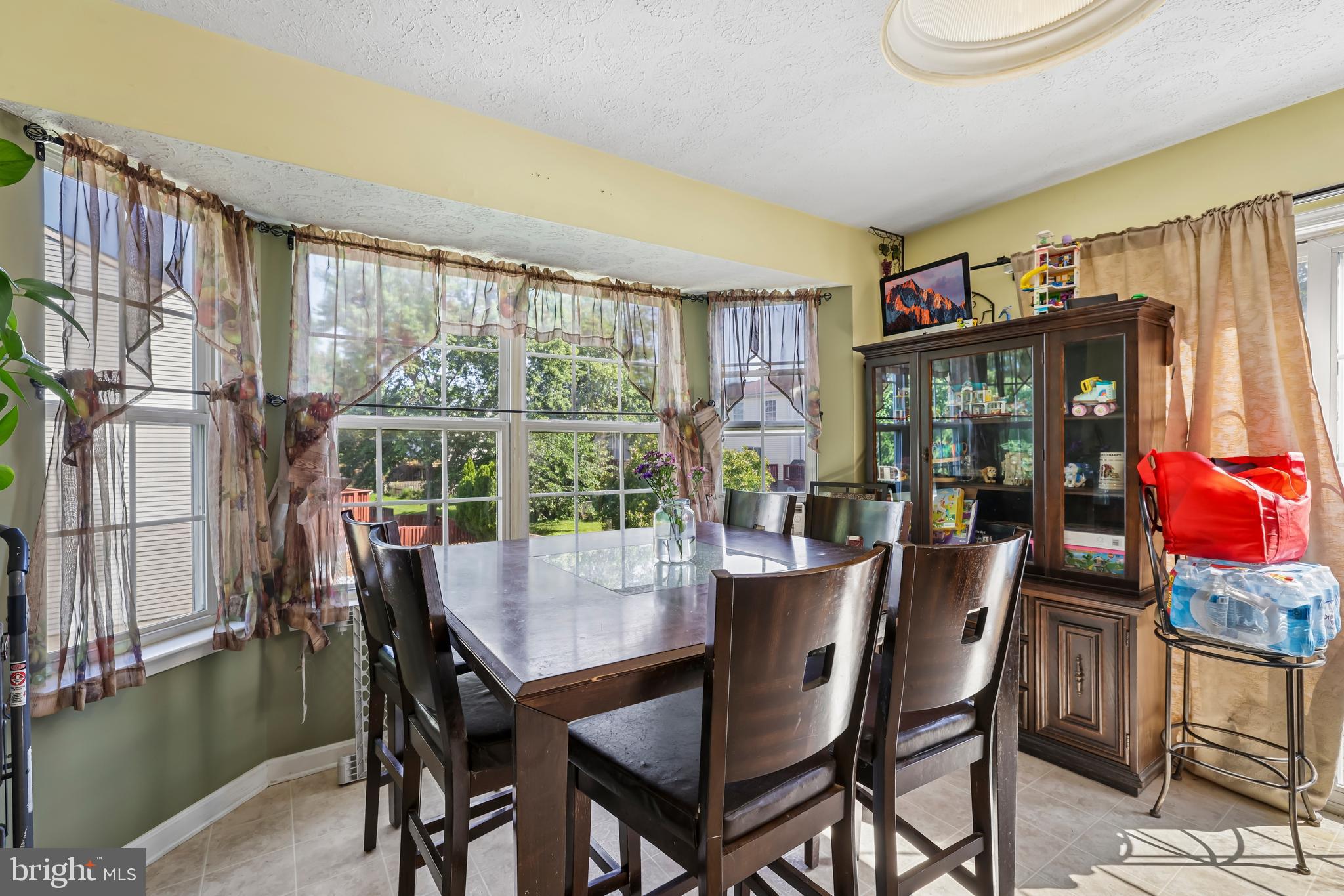 WEST SHORE - Residential