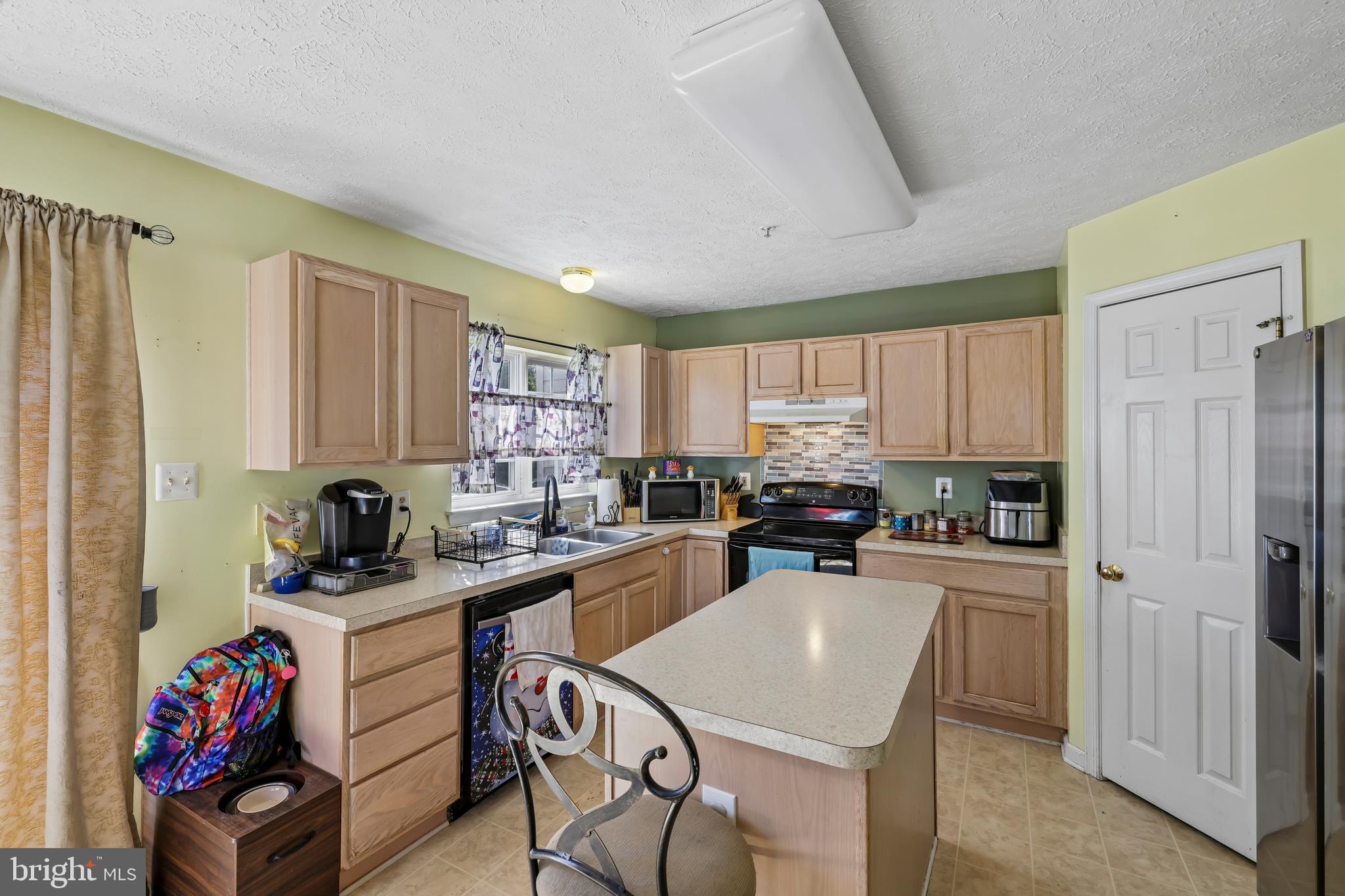 WEST SHORE - Residential