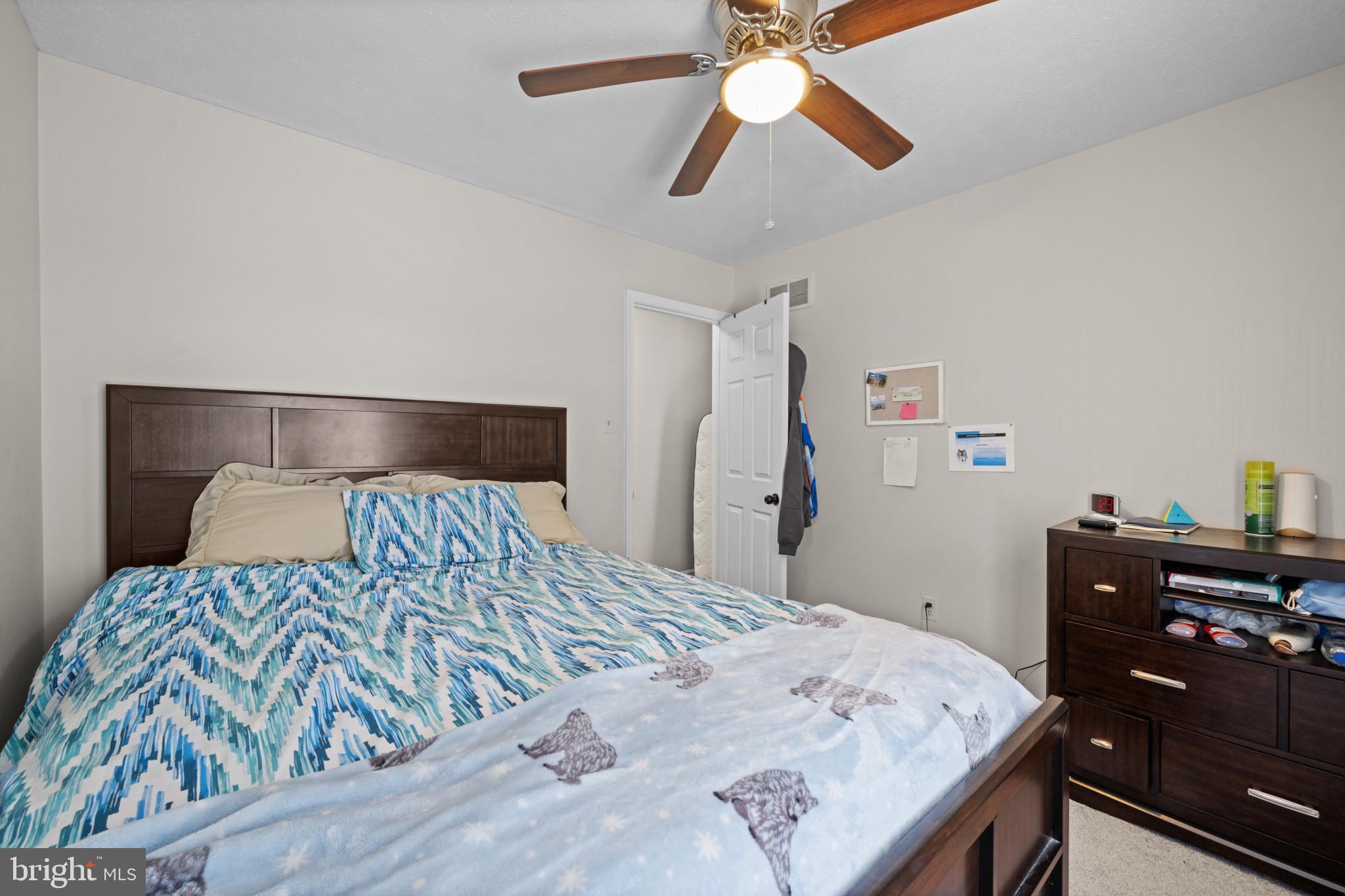 ROBERTS FIELD - Residential
