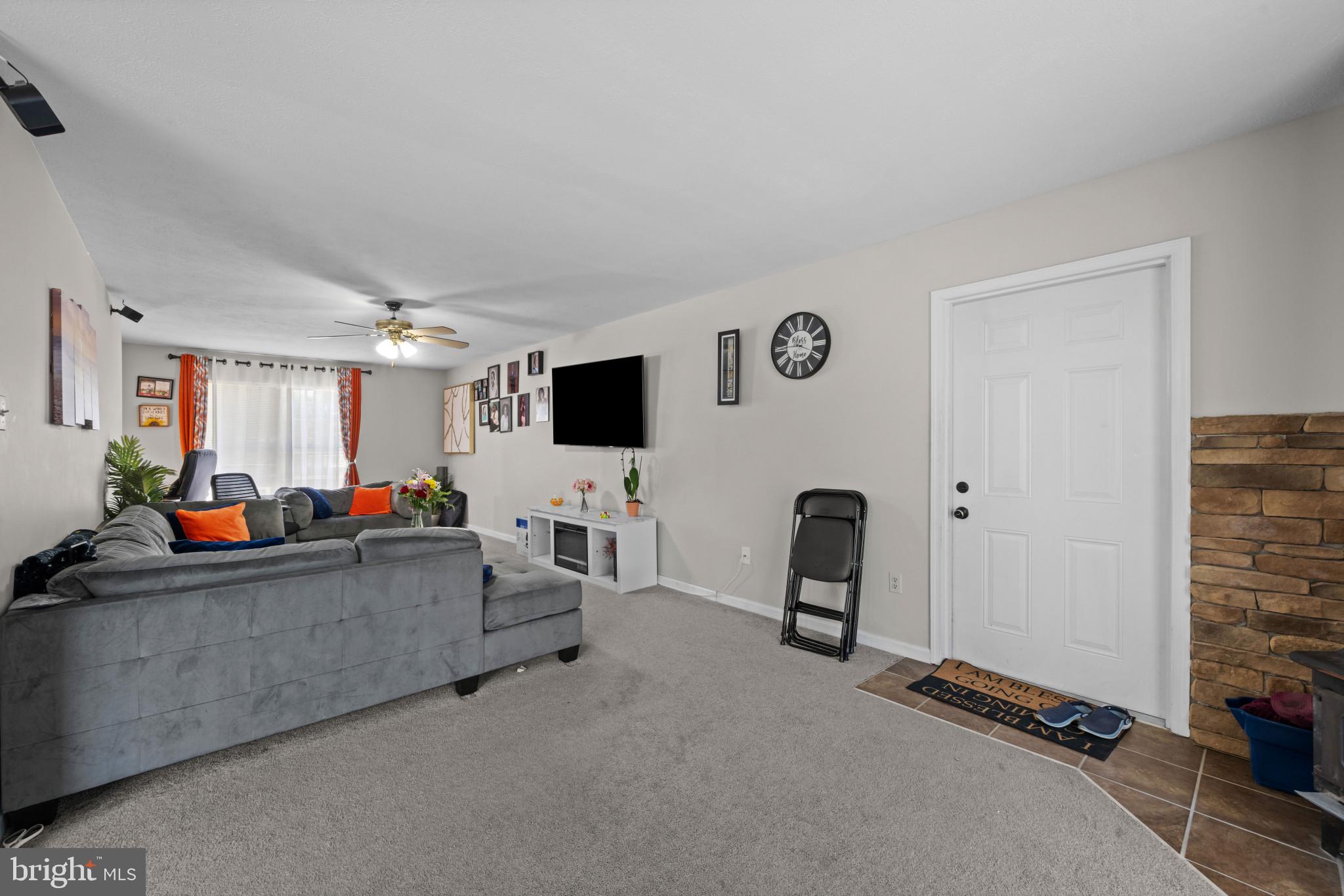 ROBERTS FIELD - Residential