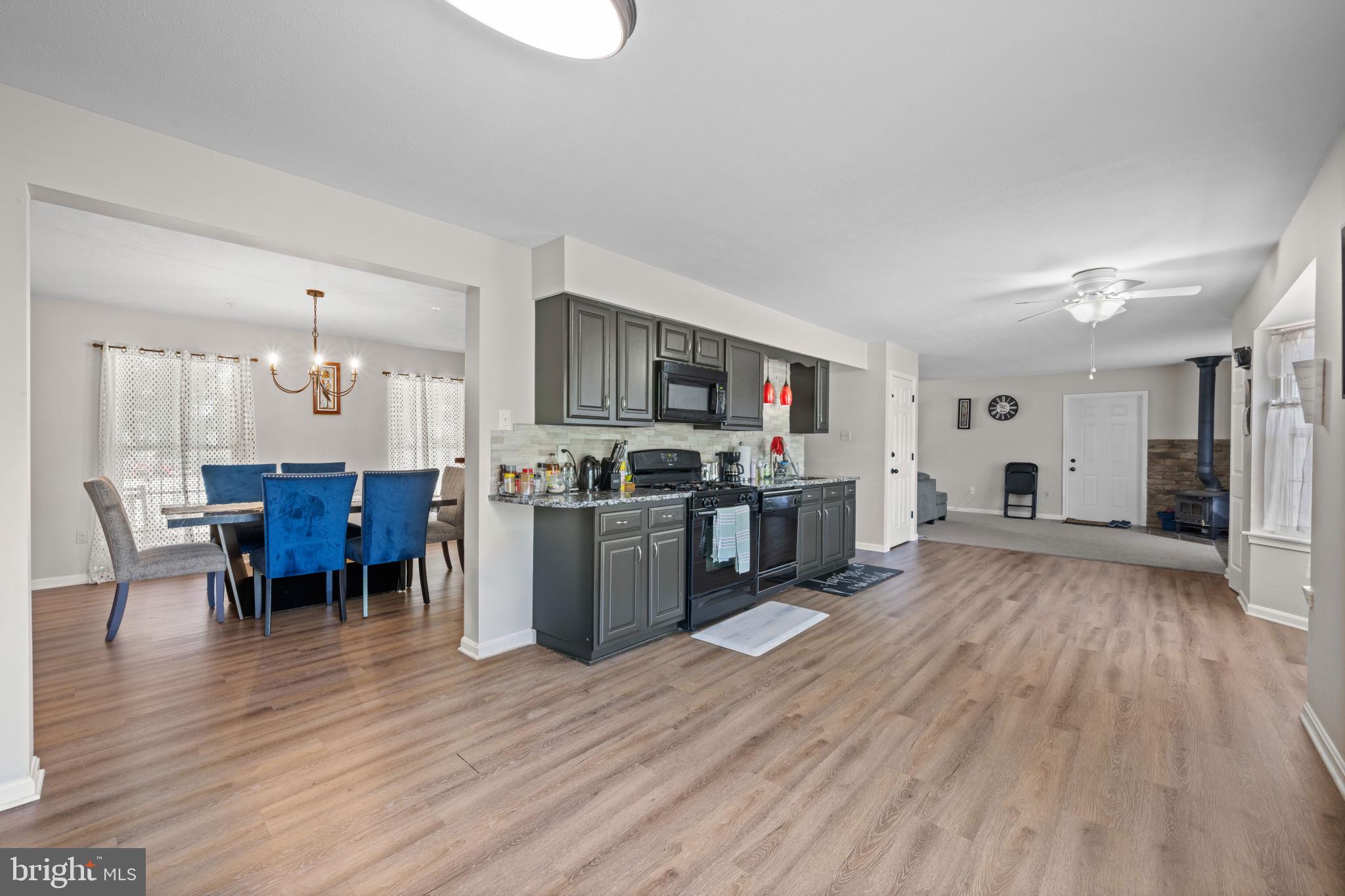 ROBERTS FIELD - Residential