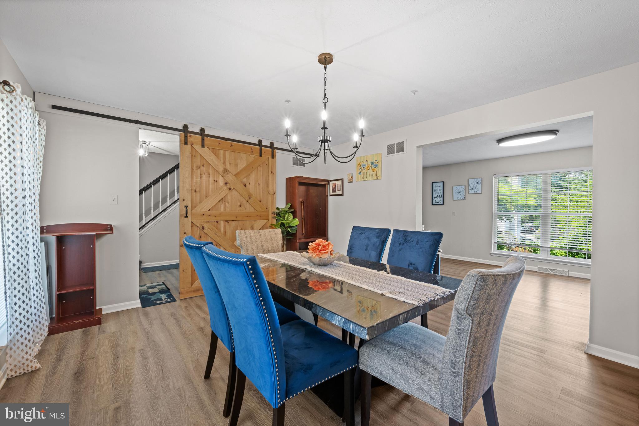 ROBERTS FIELD - Residential