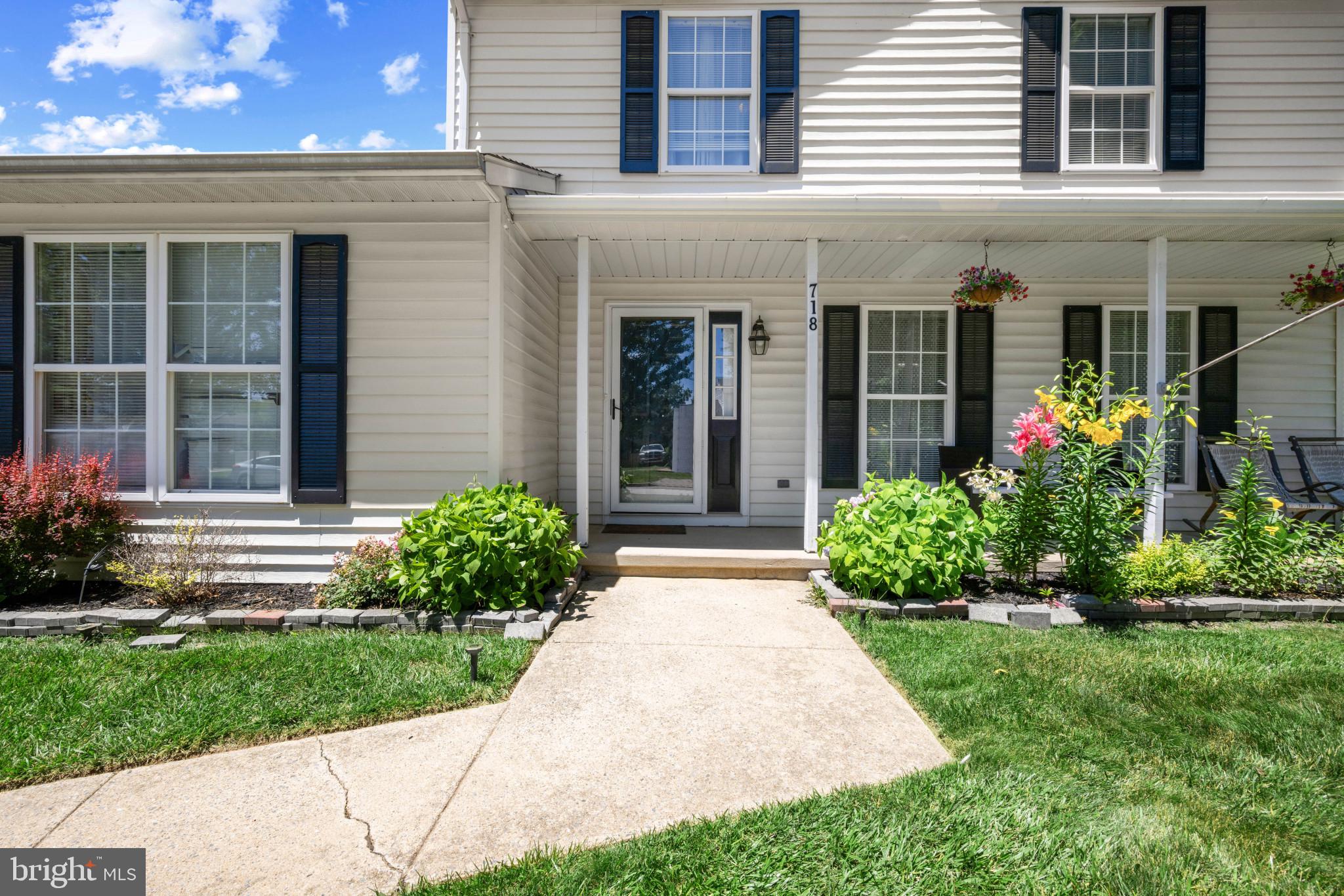 ROBERTS FIELD - Residential