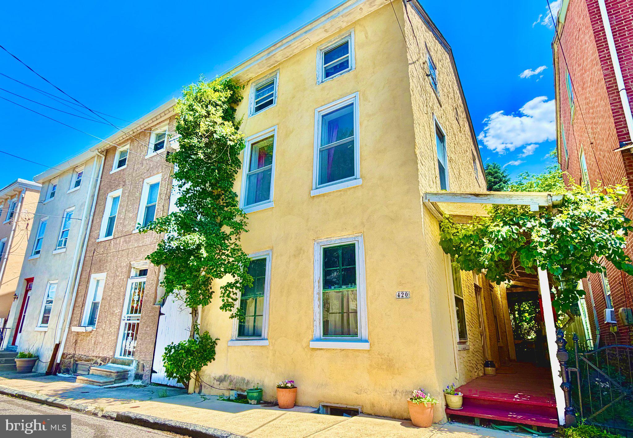 GERMANTOWN - Residential