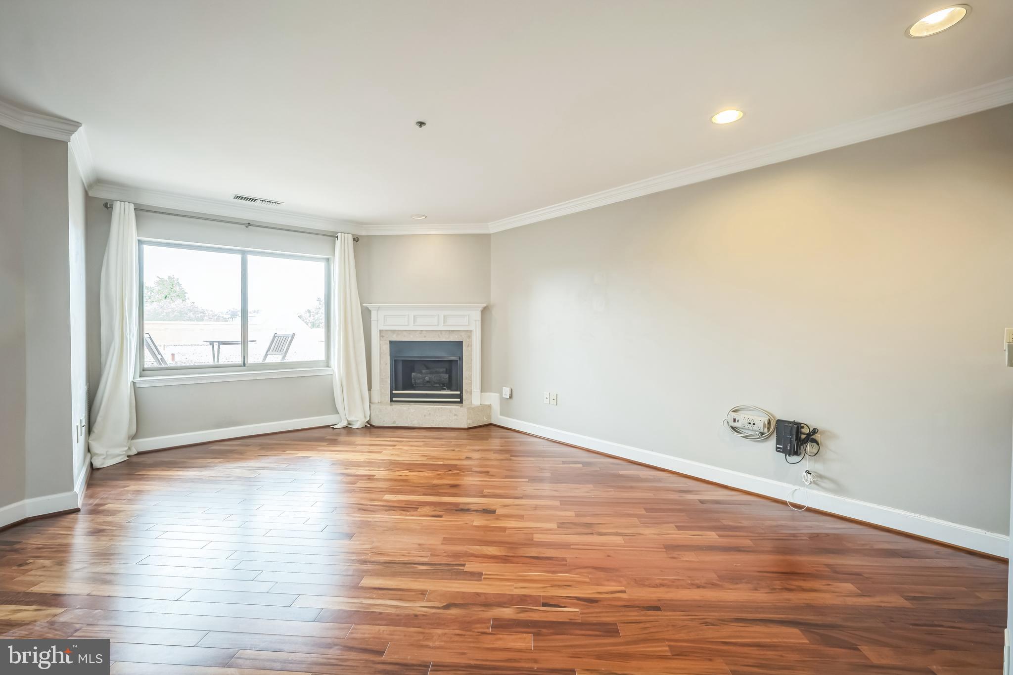 BALLSTON PARK - Residential