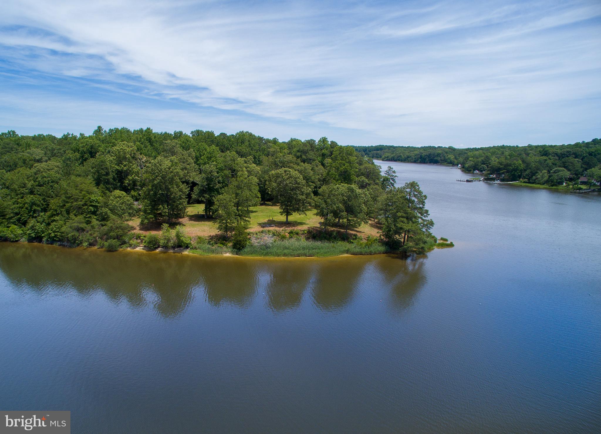 OLD ORCHARD - Land