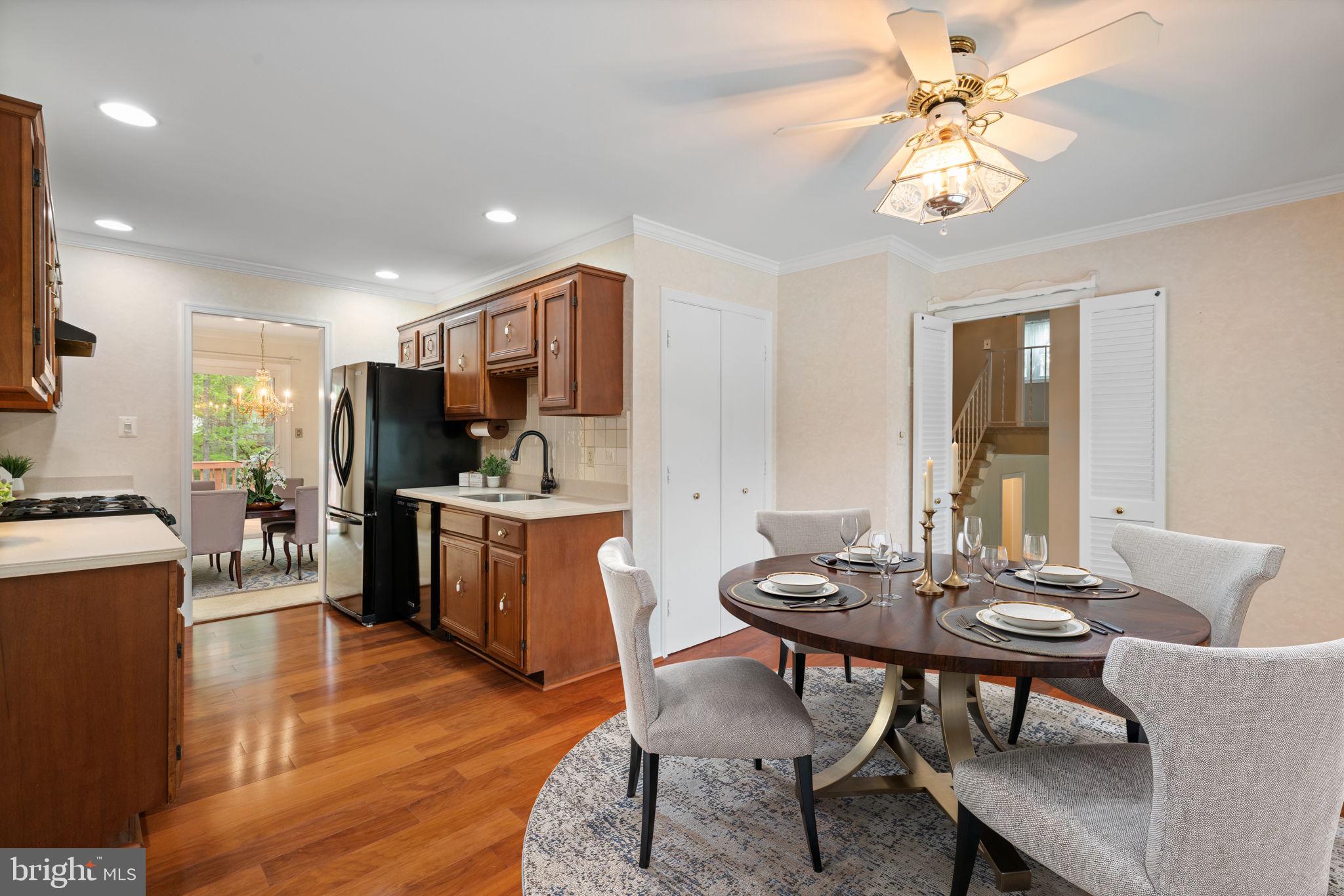 LAKE RIDGE - Residential