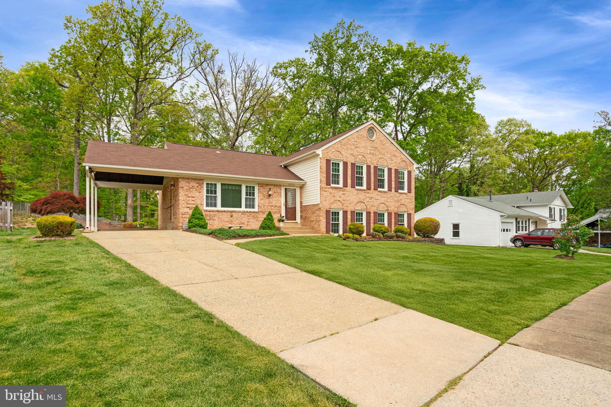 LAKE RIDGE - Residential