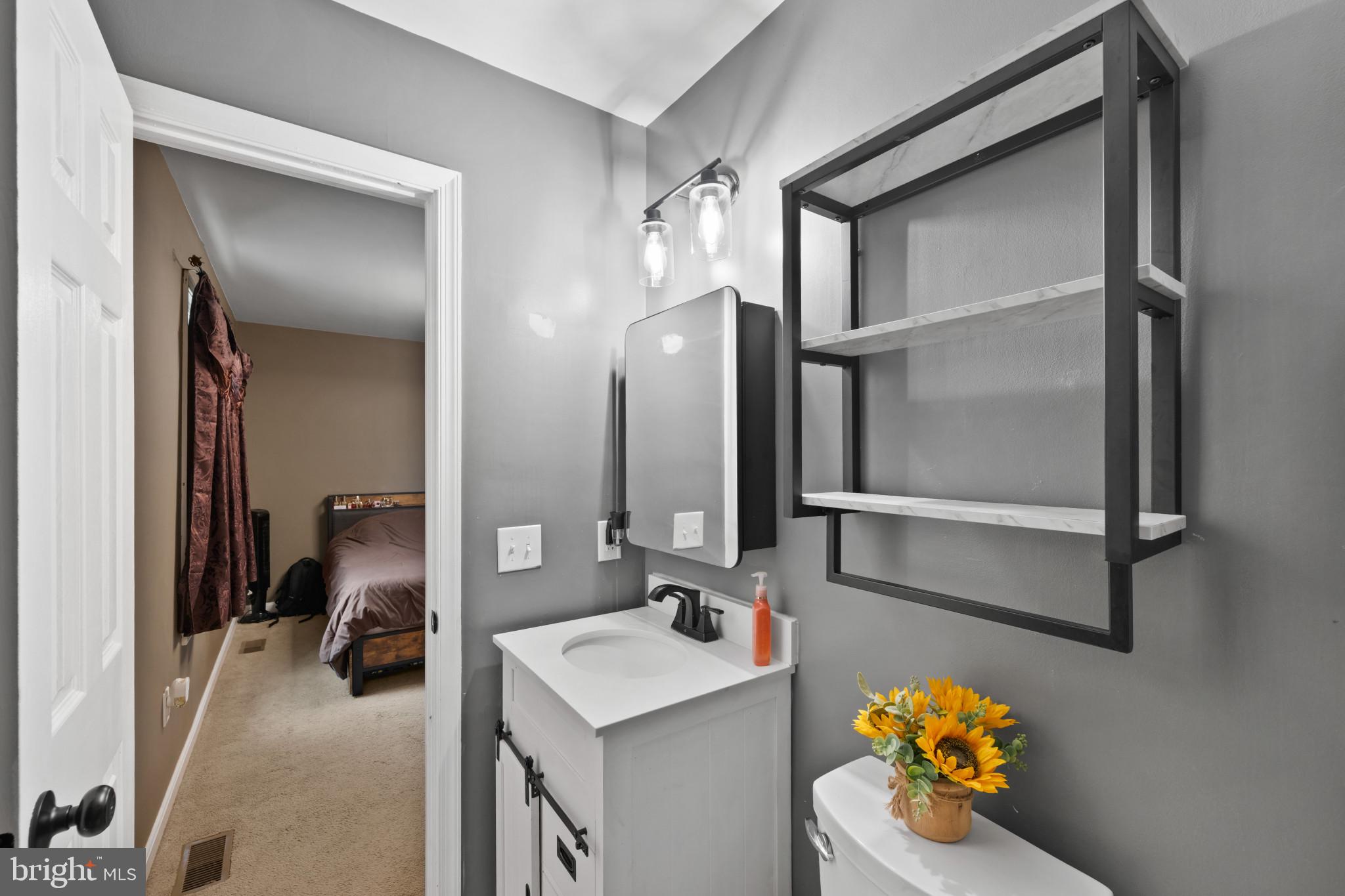 MEADOWBROOK - Residential