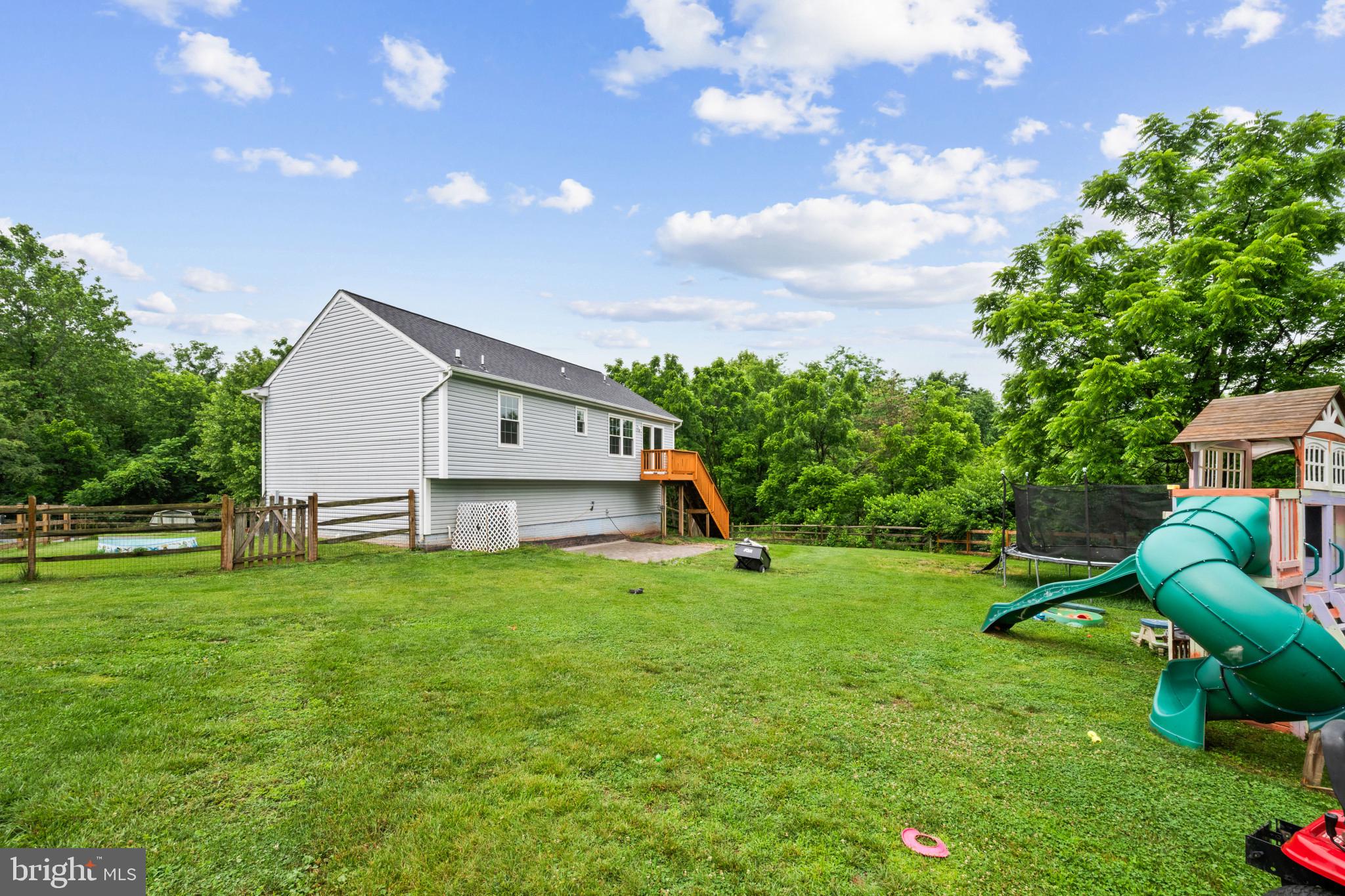 MEADOWBROOK - Residential
