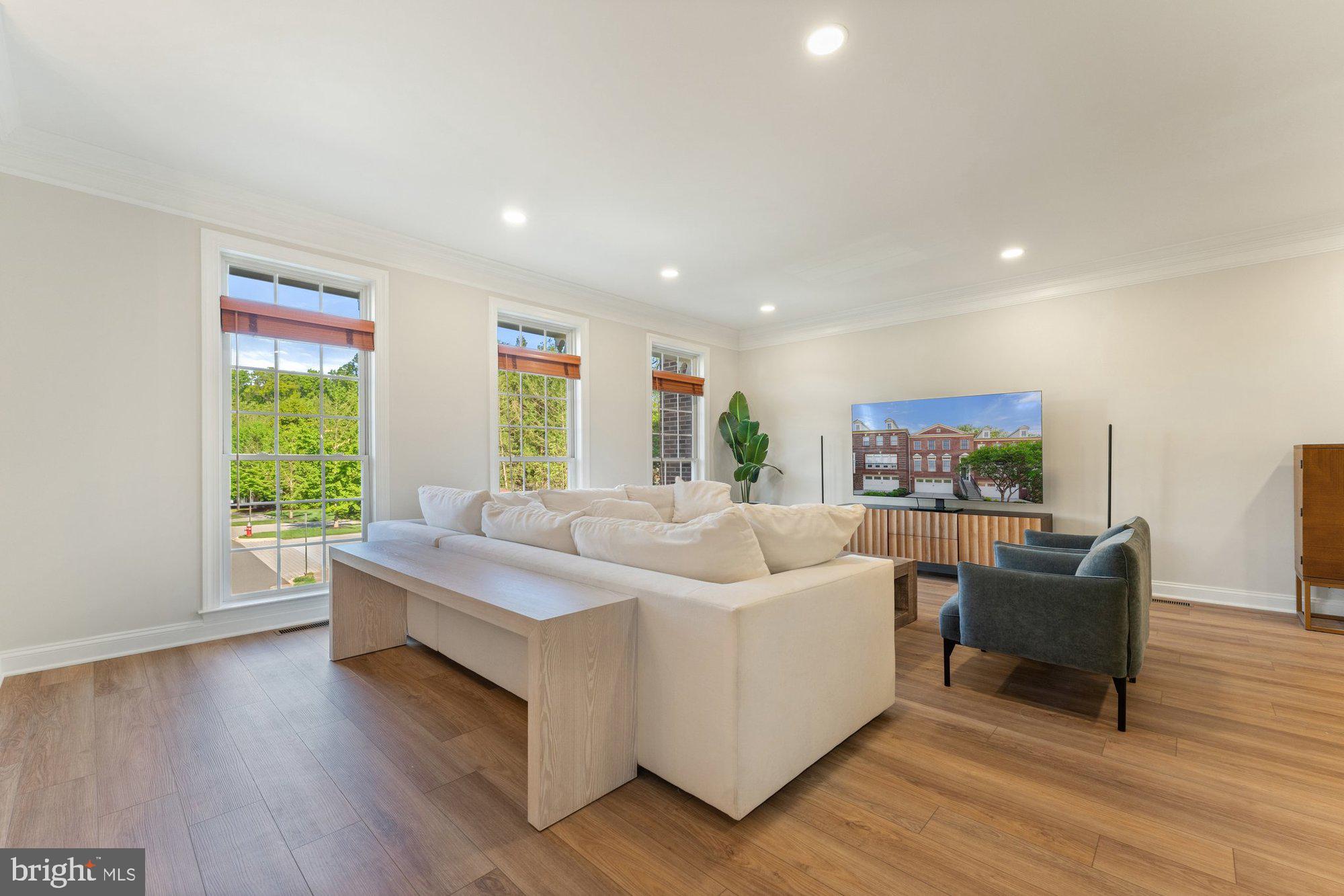 MARYWOOD ESTATES - Residential