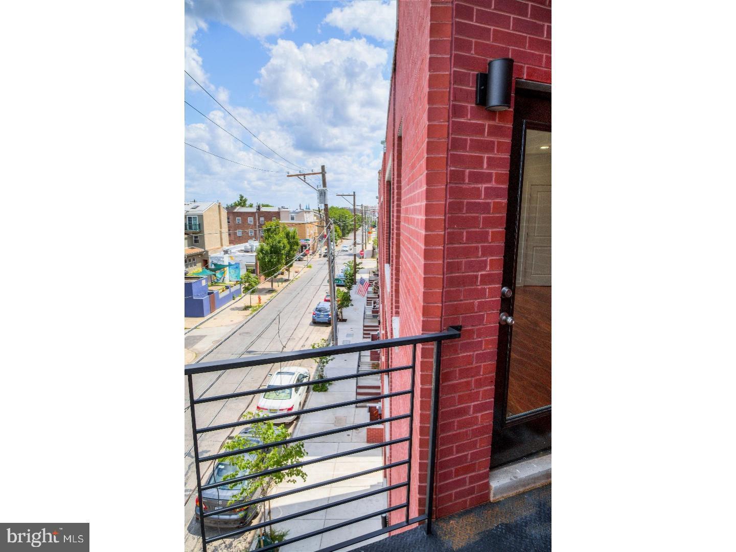 OLDE KENSINGTON - Commercial Sale