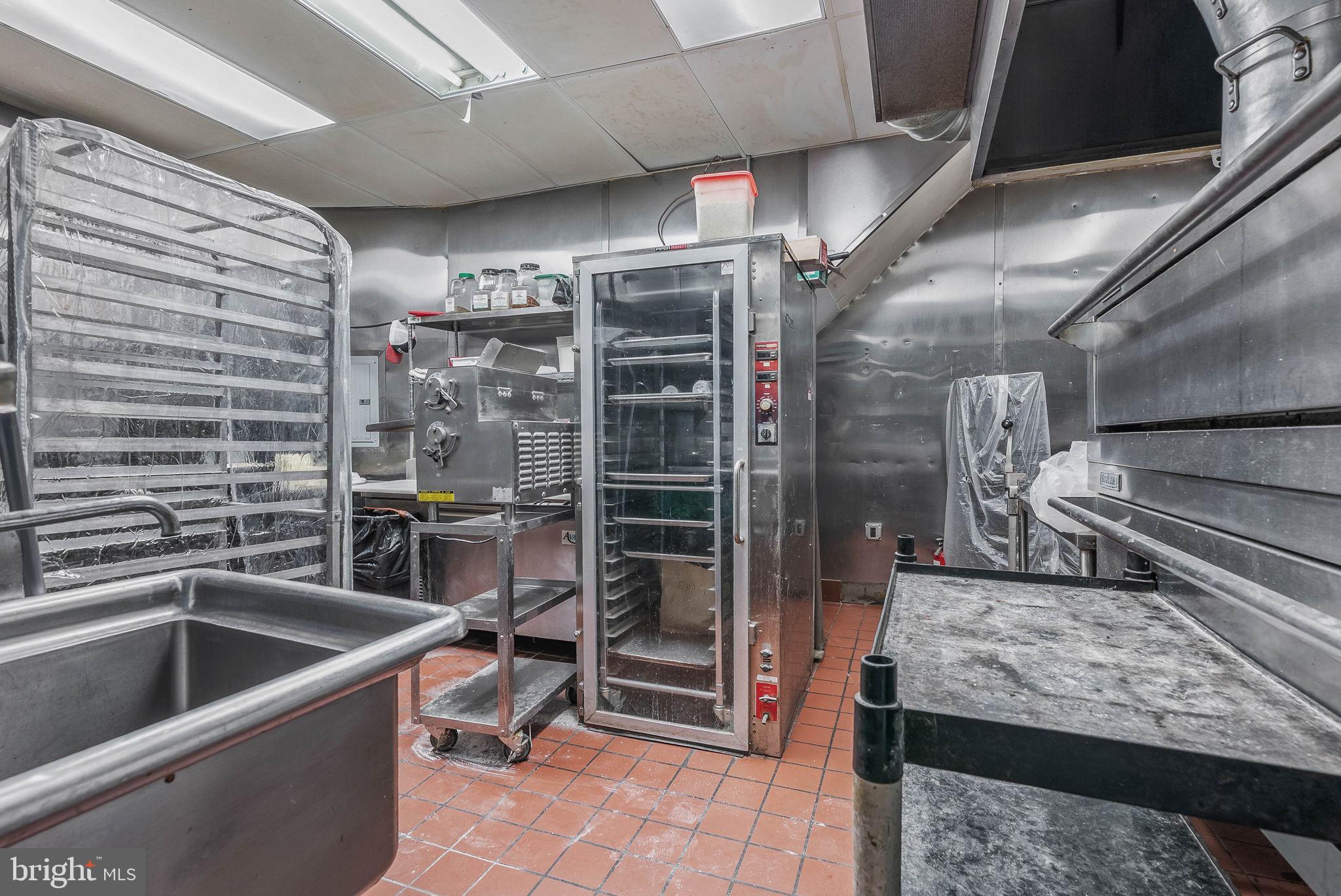 BELLA VISTA - Commercial Sale