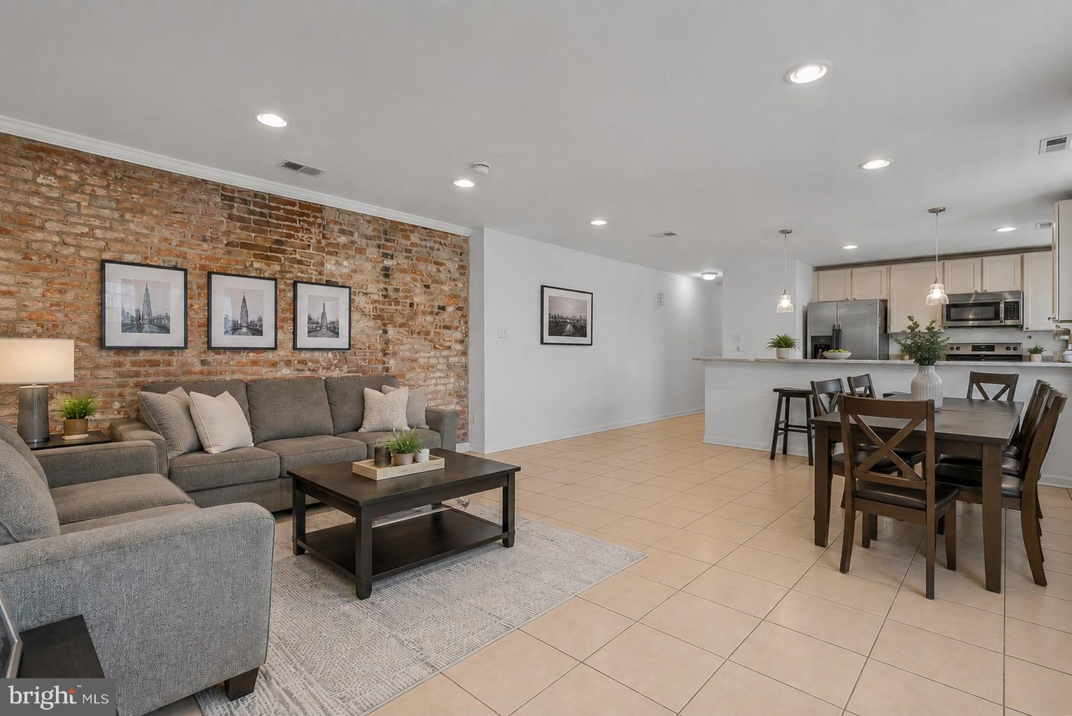 BELLA VISTA - Commercial Sale