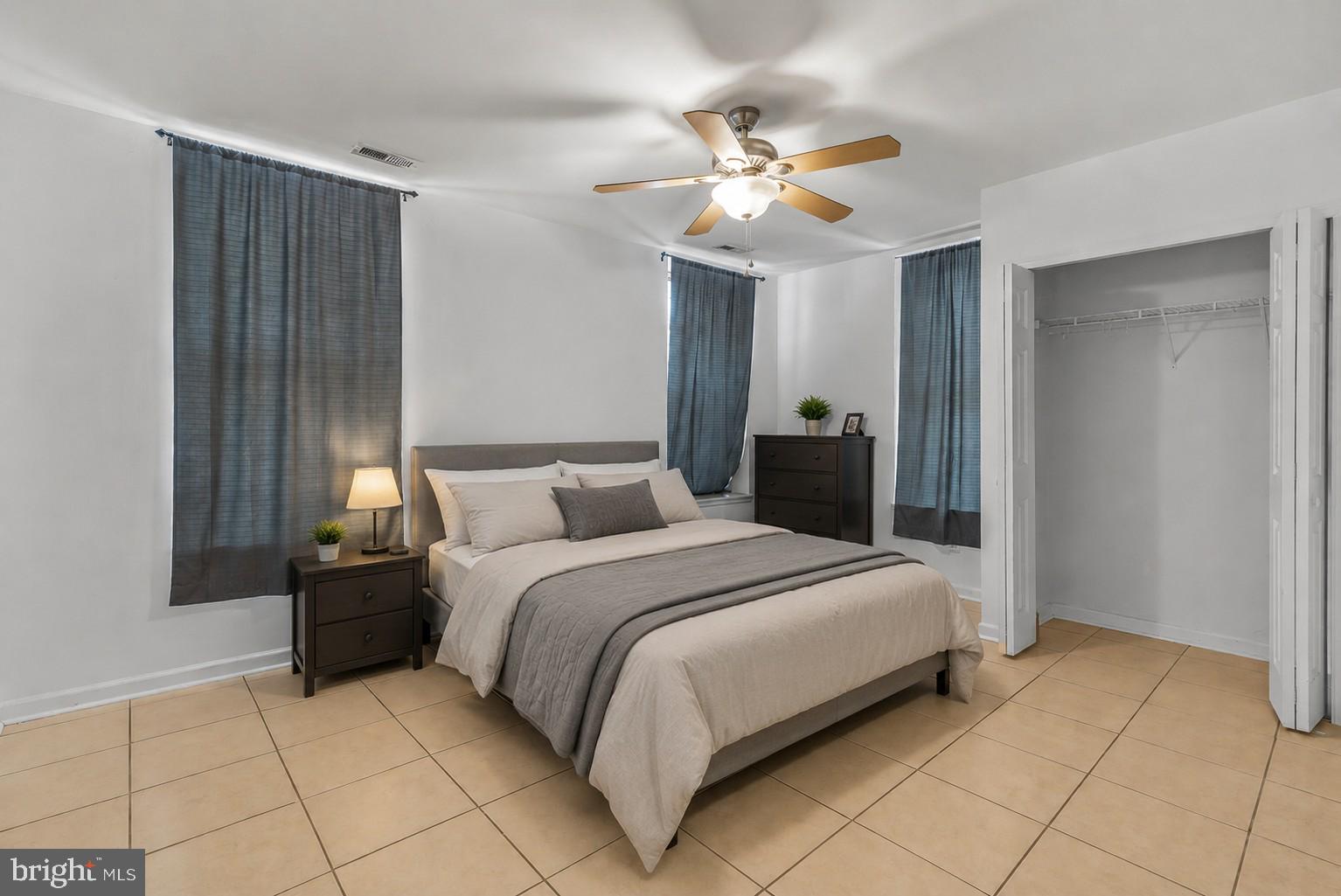 BELLA VISTA - Commercial Sale