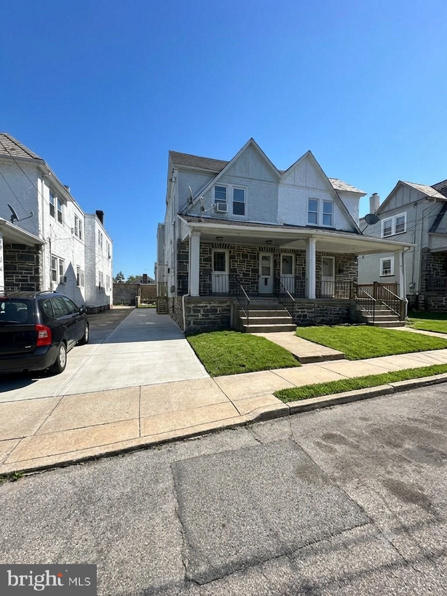 BEVERLY HILLS - Residential Income