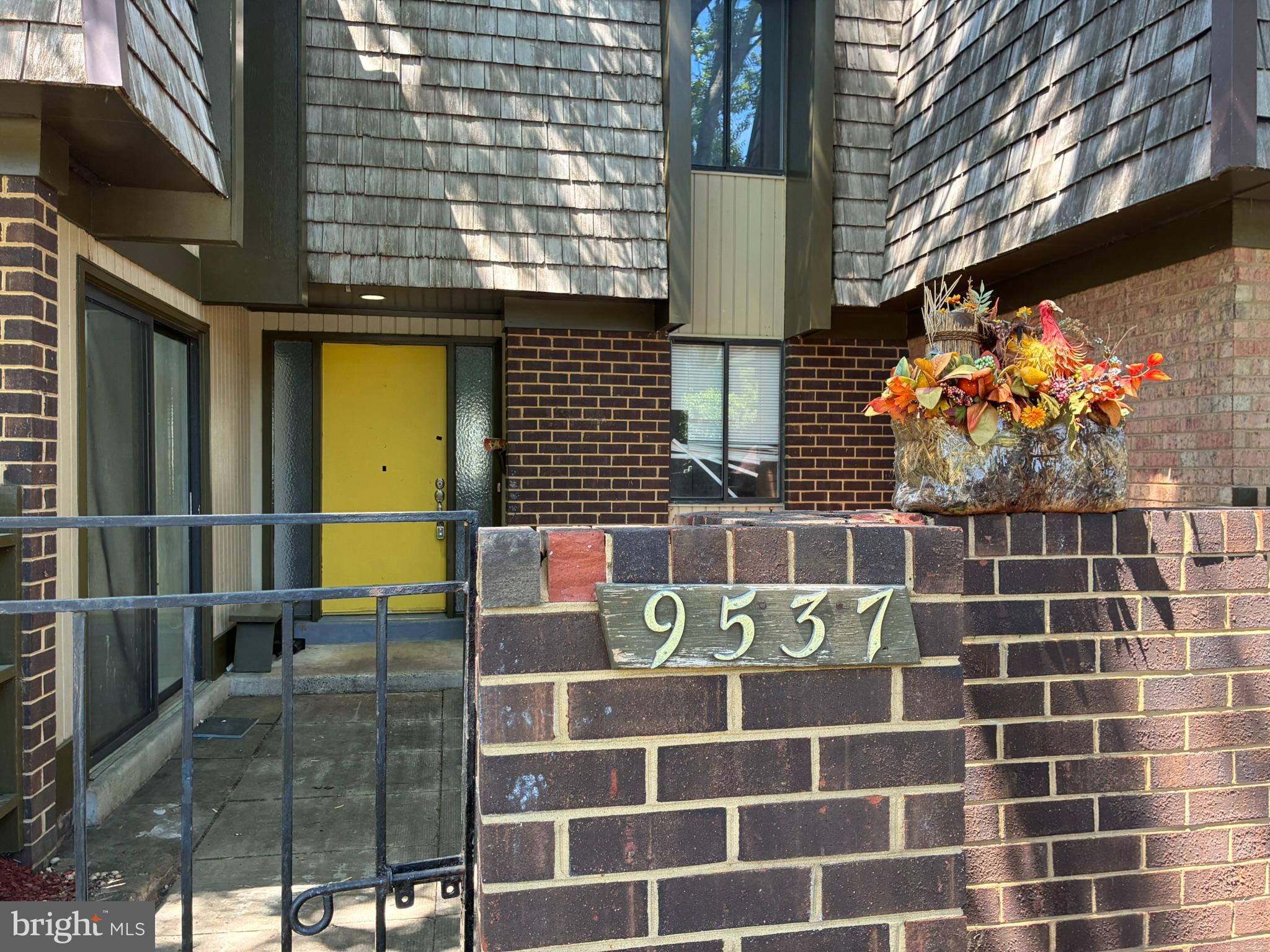 MONTGOMERY VILLAGE - Residential