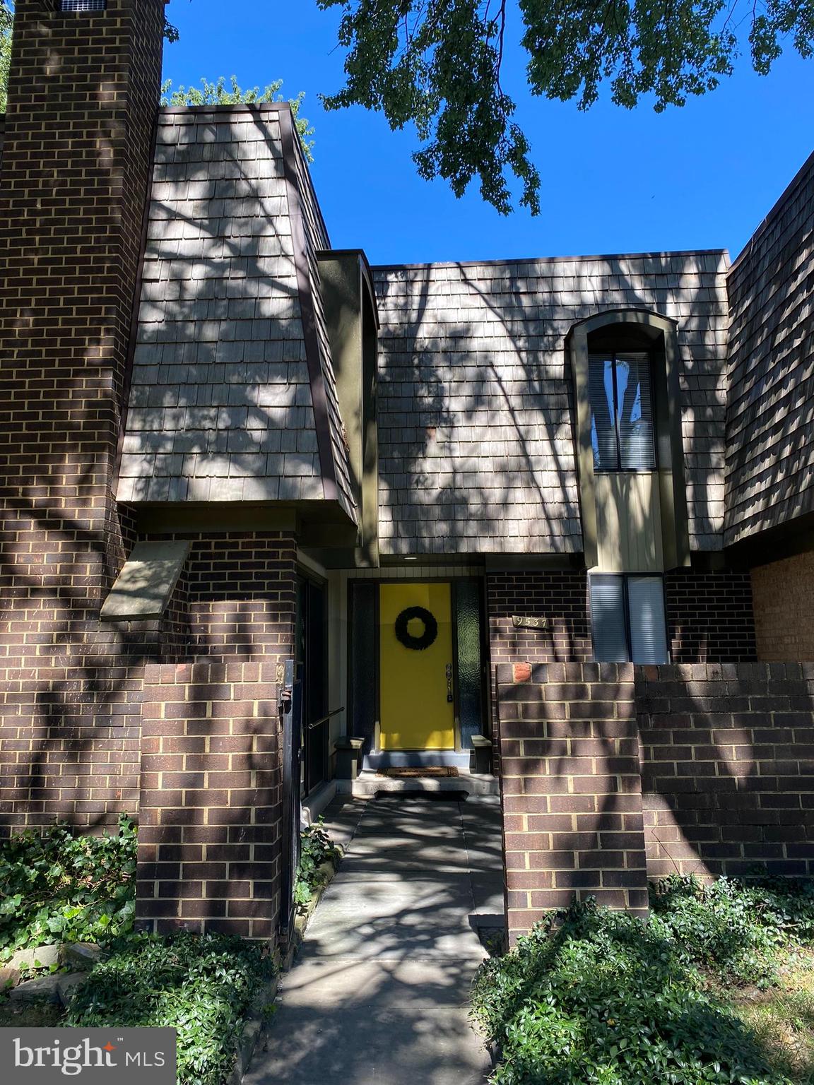 MONTGOMERY VILLAGE - Residential