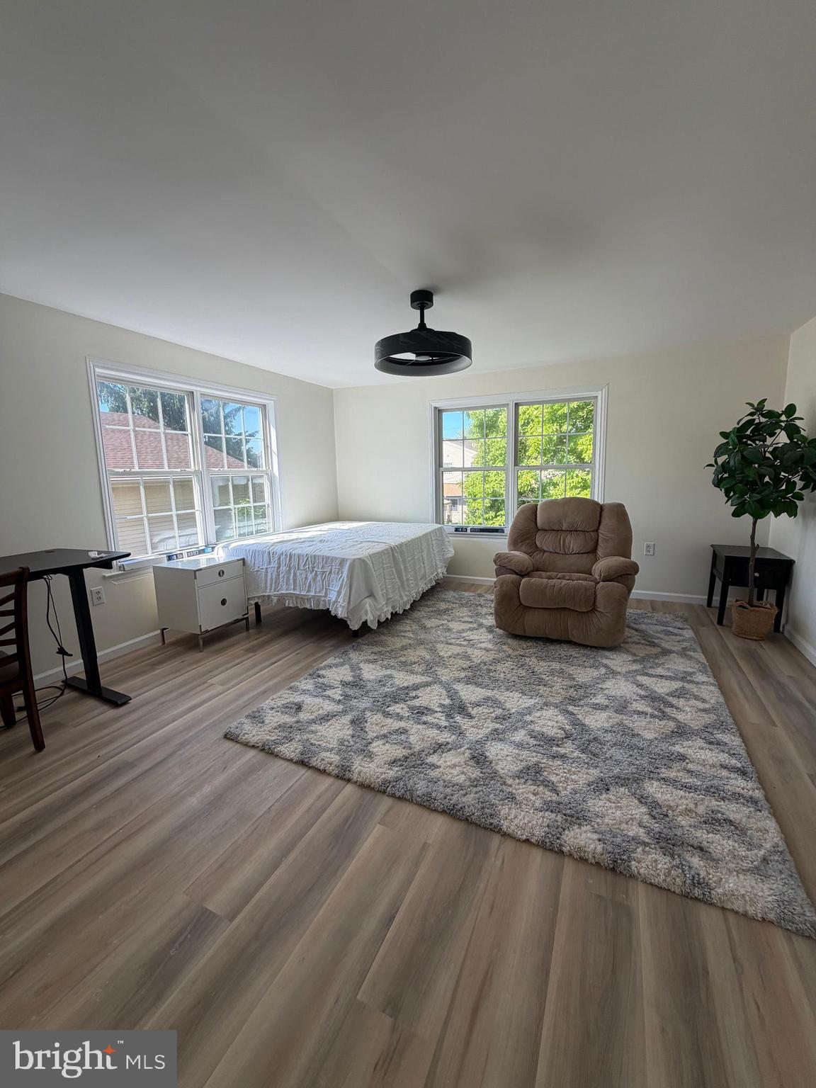 PHILADELPHIA (NORTHEAST) - Residential