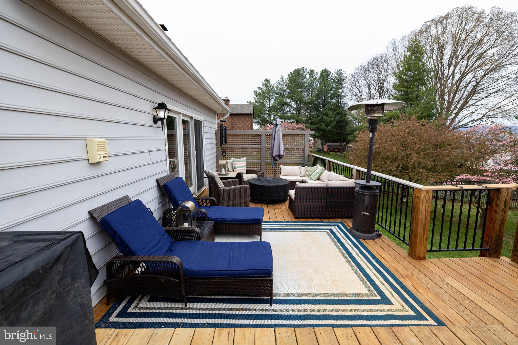CEDAR KNOLL - Residential