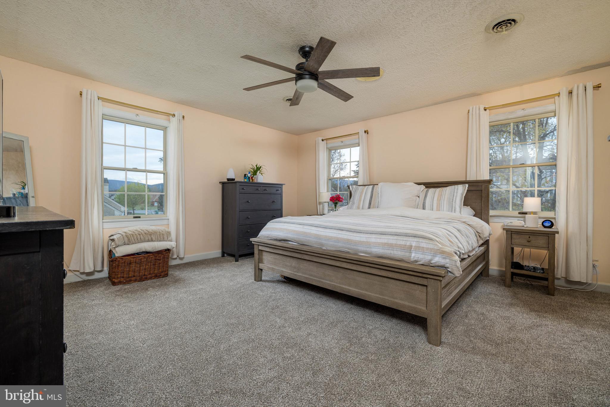 CEDAR KNOLL - Residential