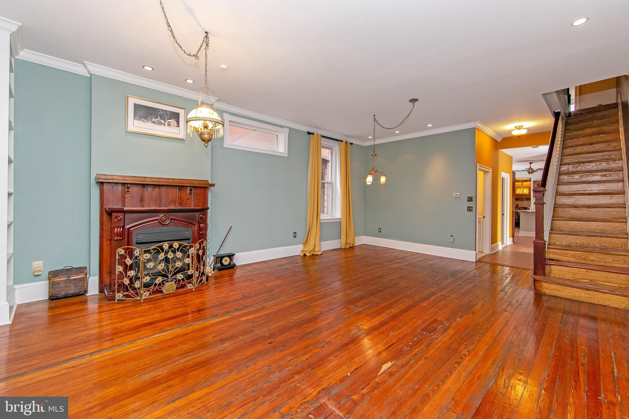SPRUCE HILL - Residential