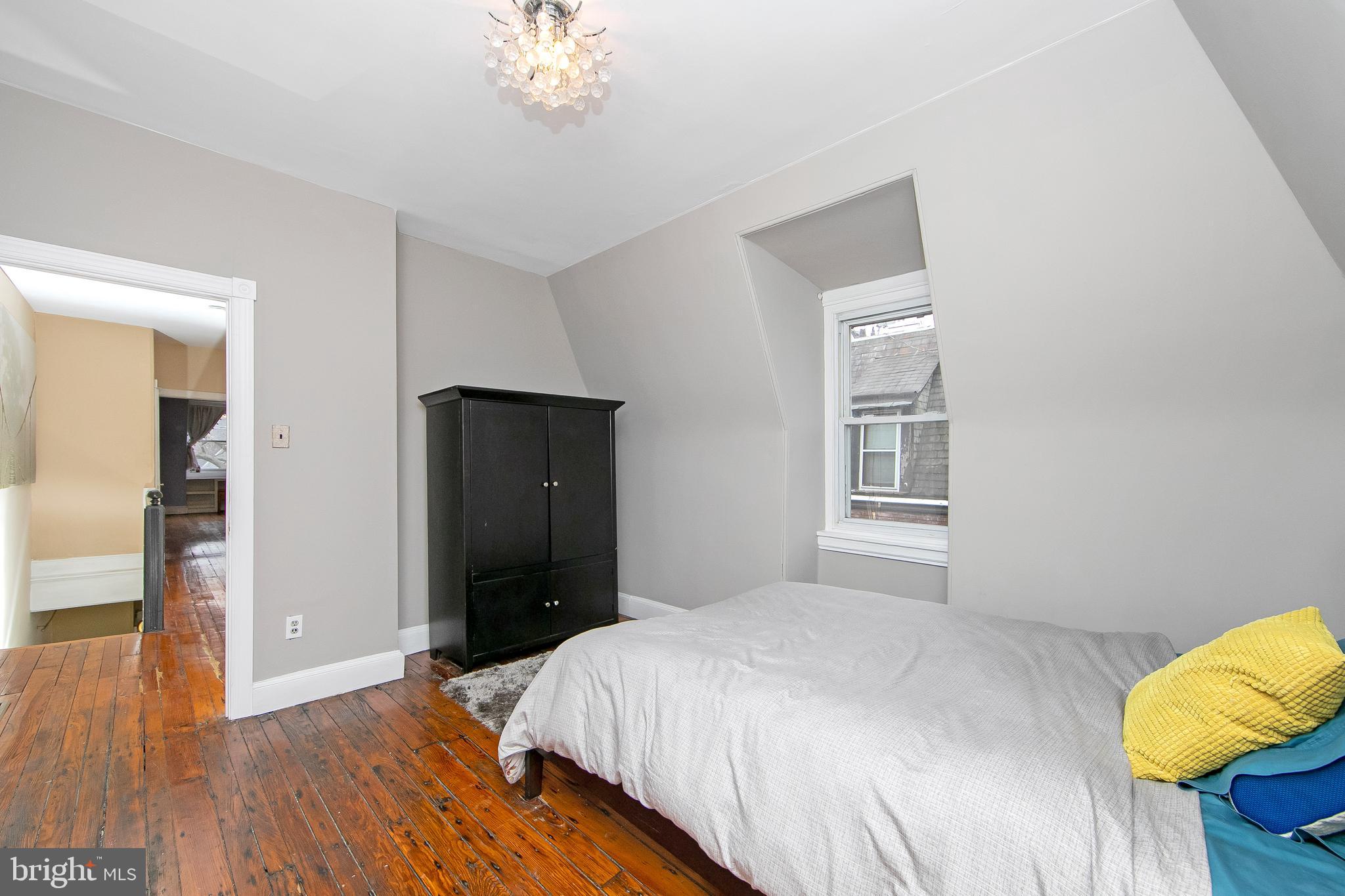 SPRUCE HILL - Residential