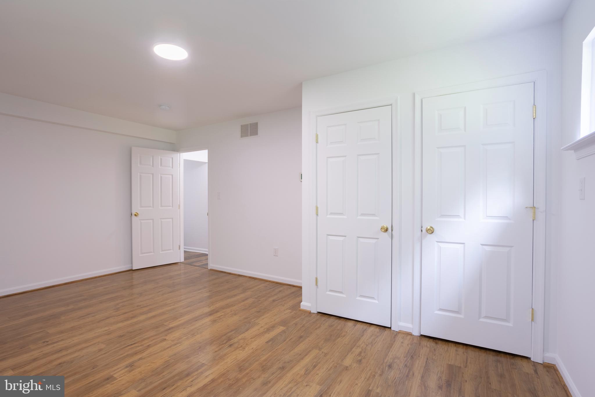 MIDFIELD - Residential