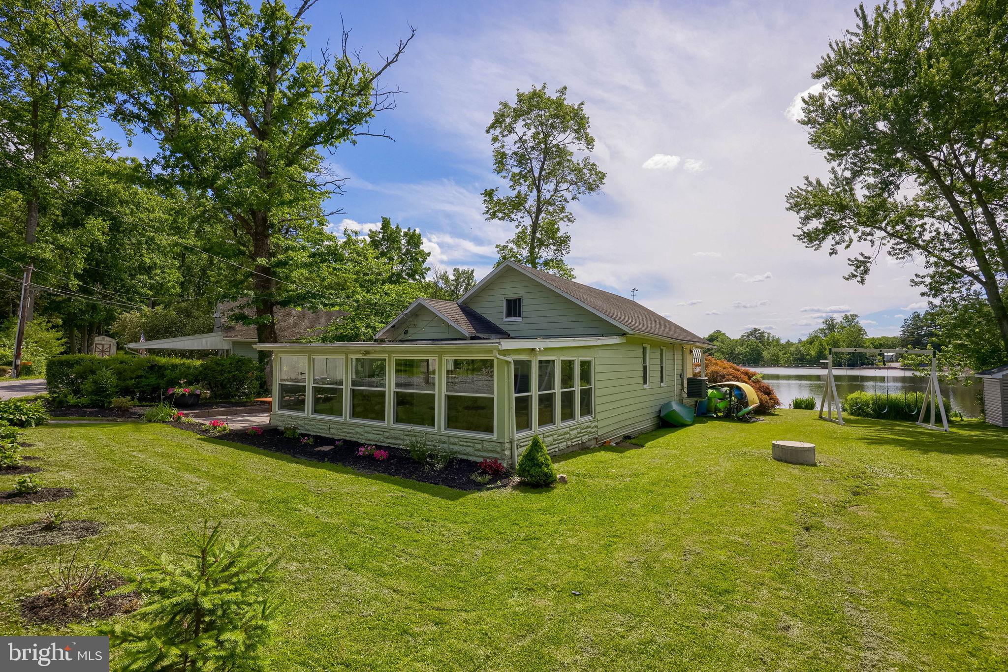 MOON LAKE - Residential