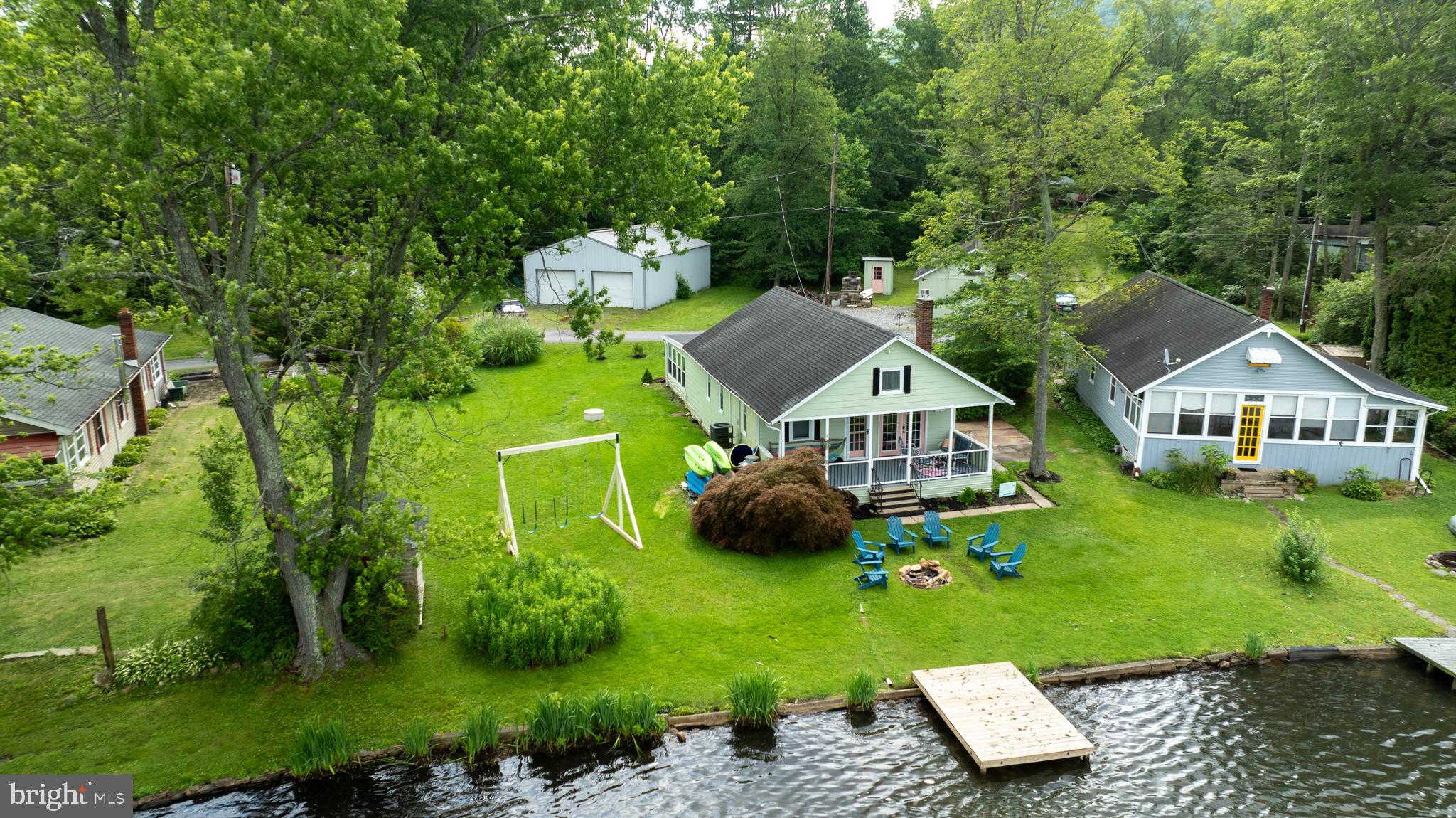 MOON LAKE - Residential