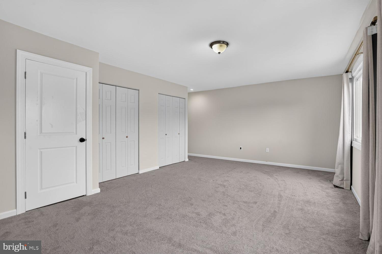 COURTS OF CHANDON TOWN H - Residential