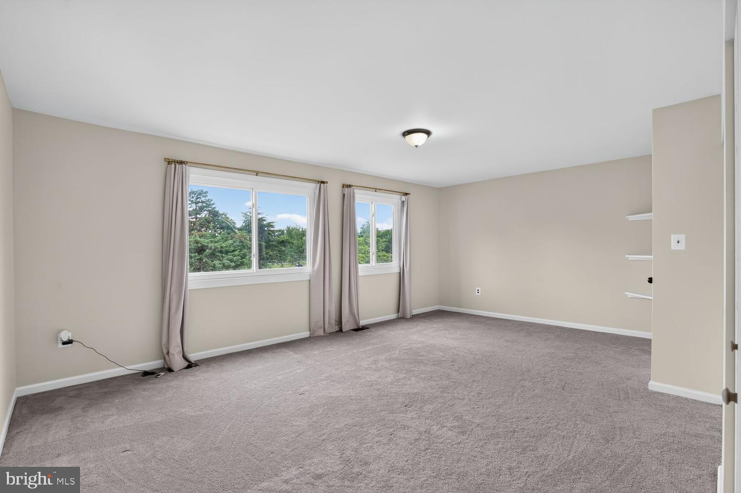 COURTS OF CHANDON TOWN H - Residential