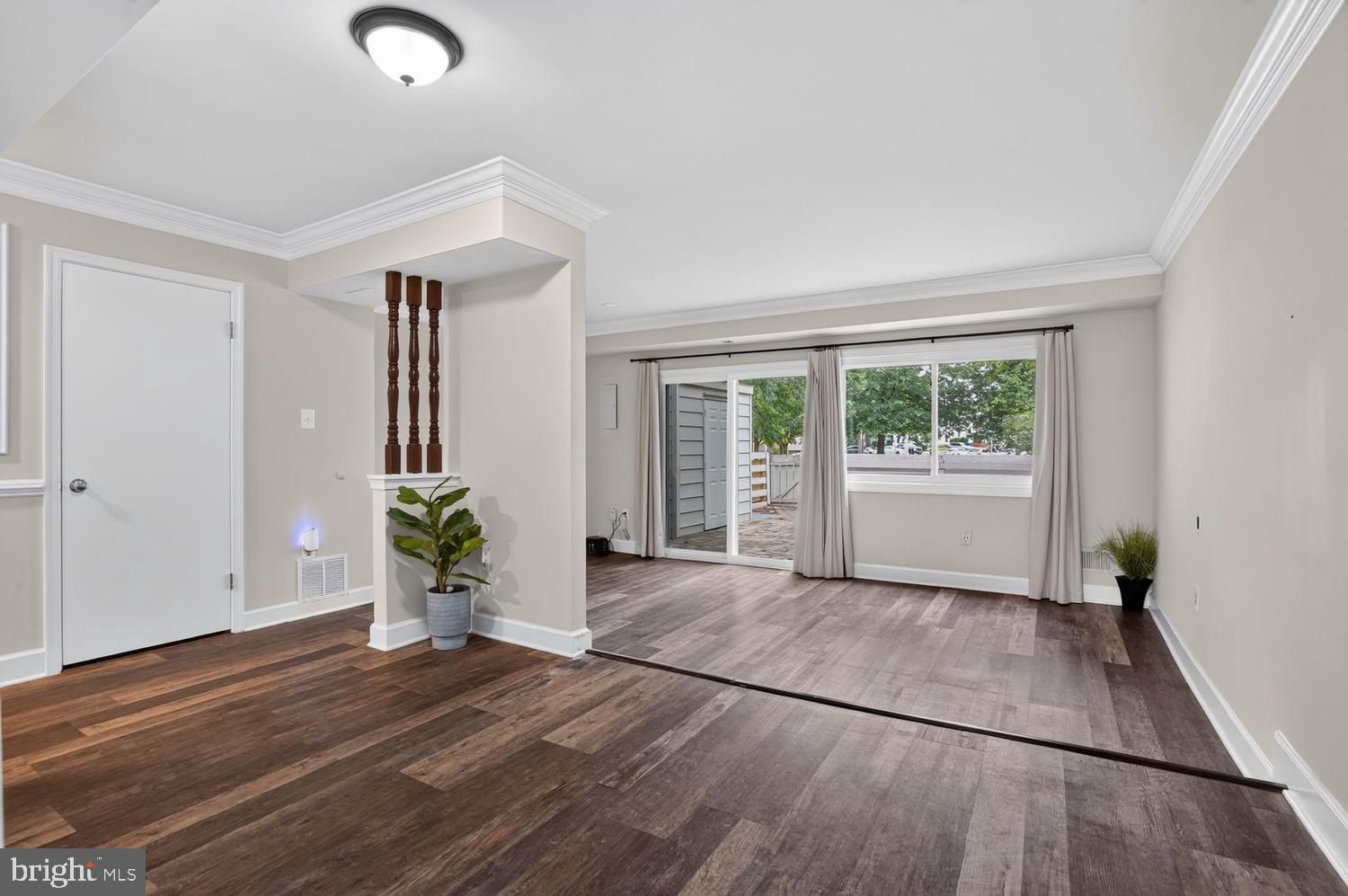 COURTS OF CHANDON TOWN H - Residential