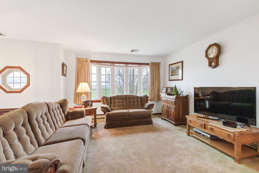MANOR TWP - Residential