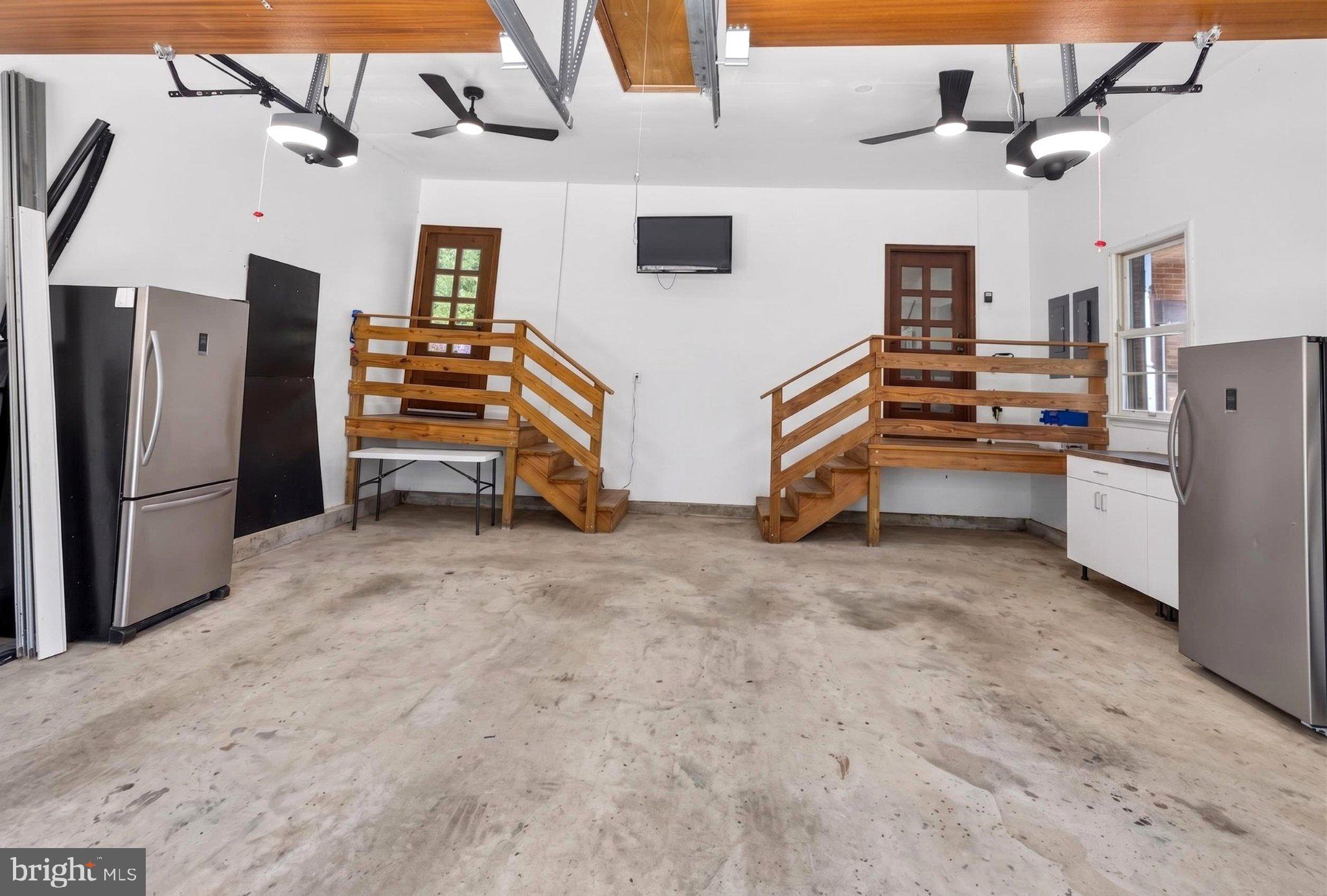 RIVER BEND FARMS - Residential