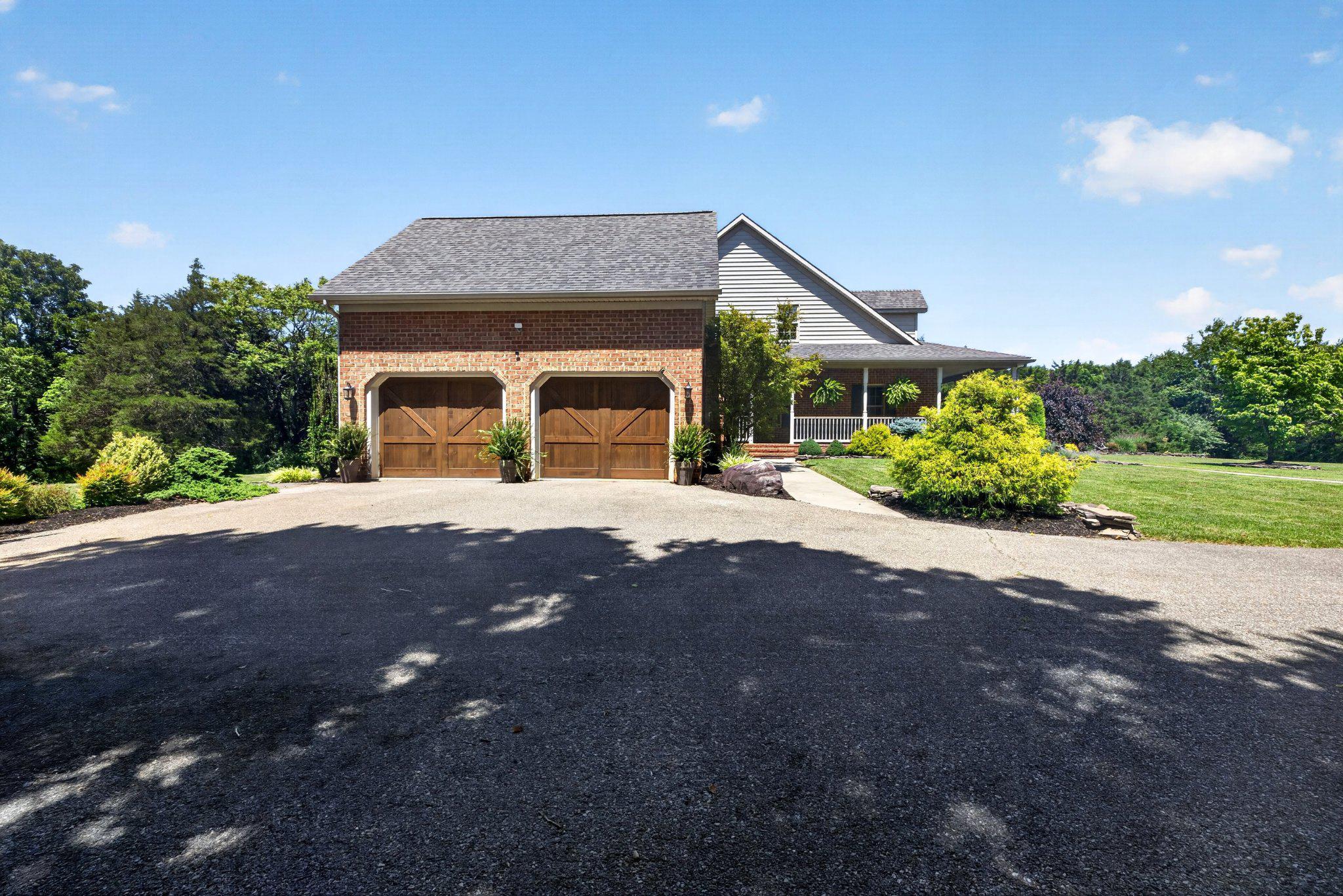 RIVER BEND FARMS - Residential