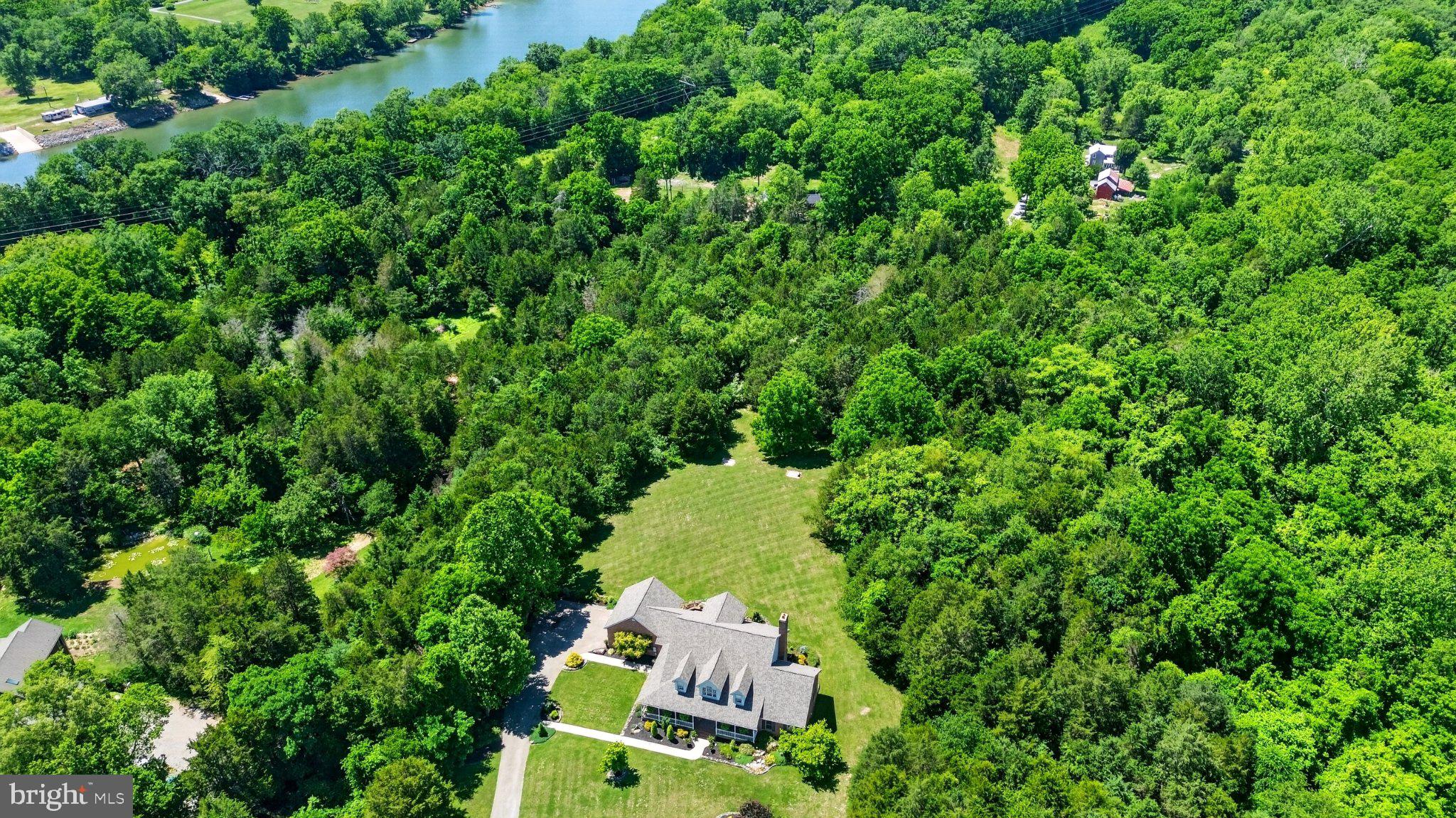 RIVER BEND FARMS - Residential