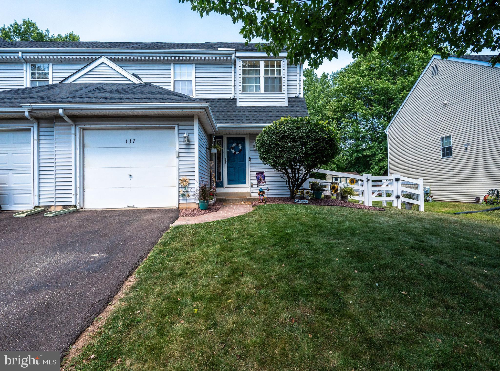 HERITAGE RIDGE - Residential