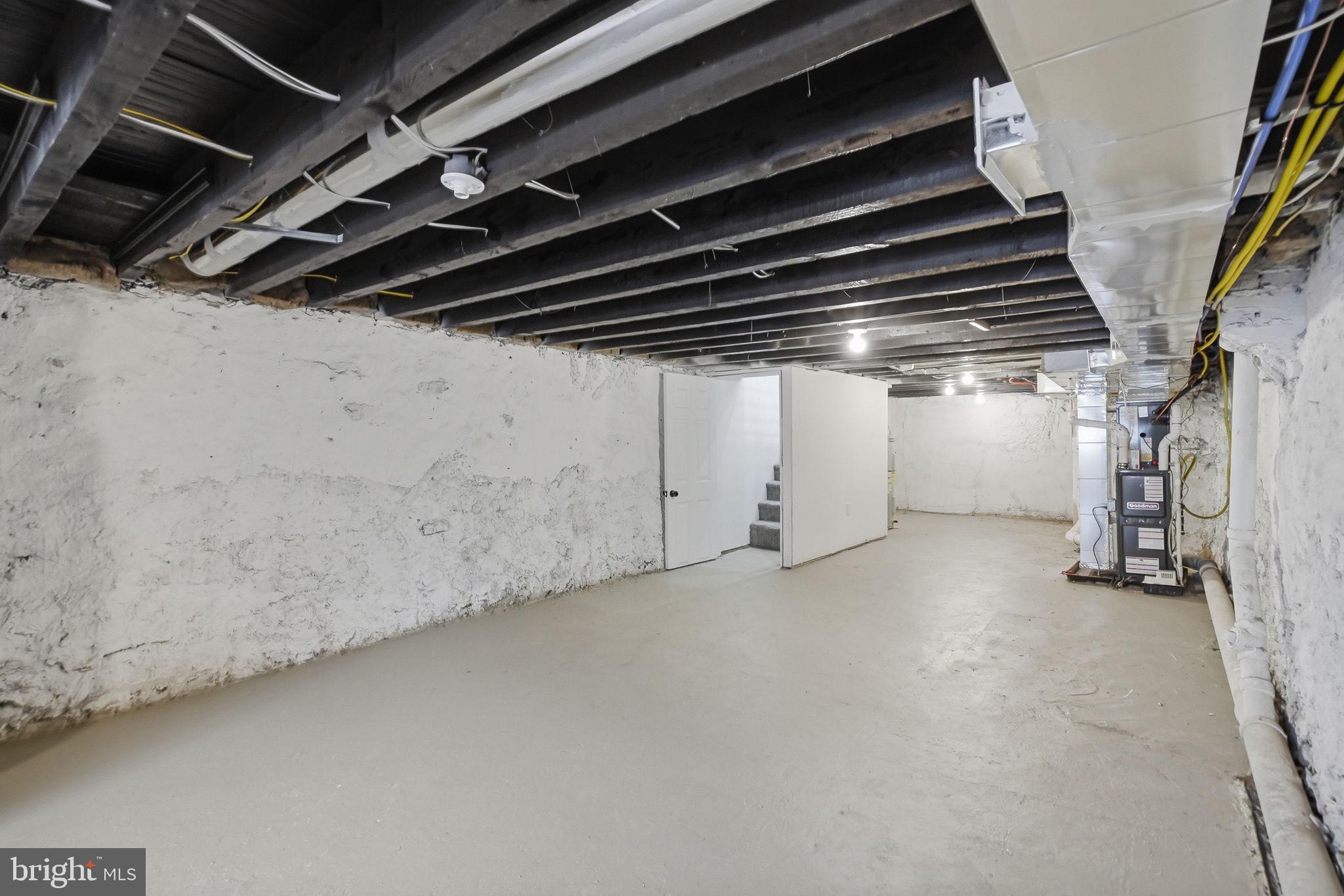 WEST OAK LANE - Residential