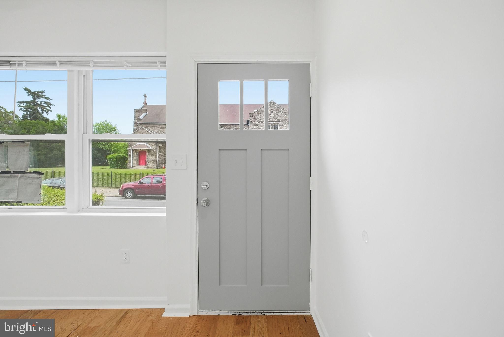 WEST OAK LANE - Residential