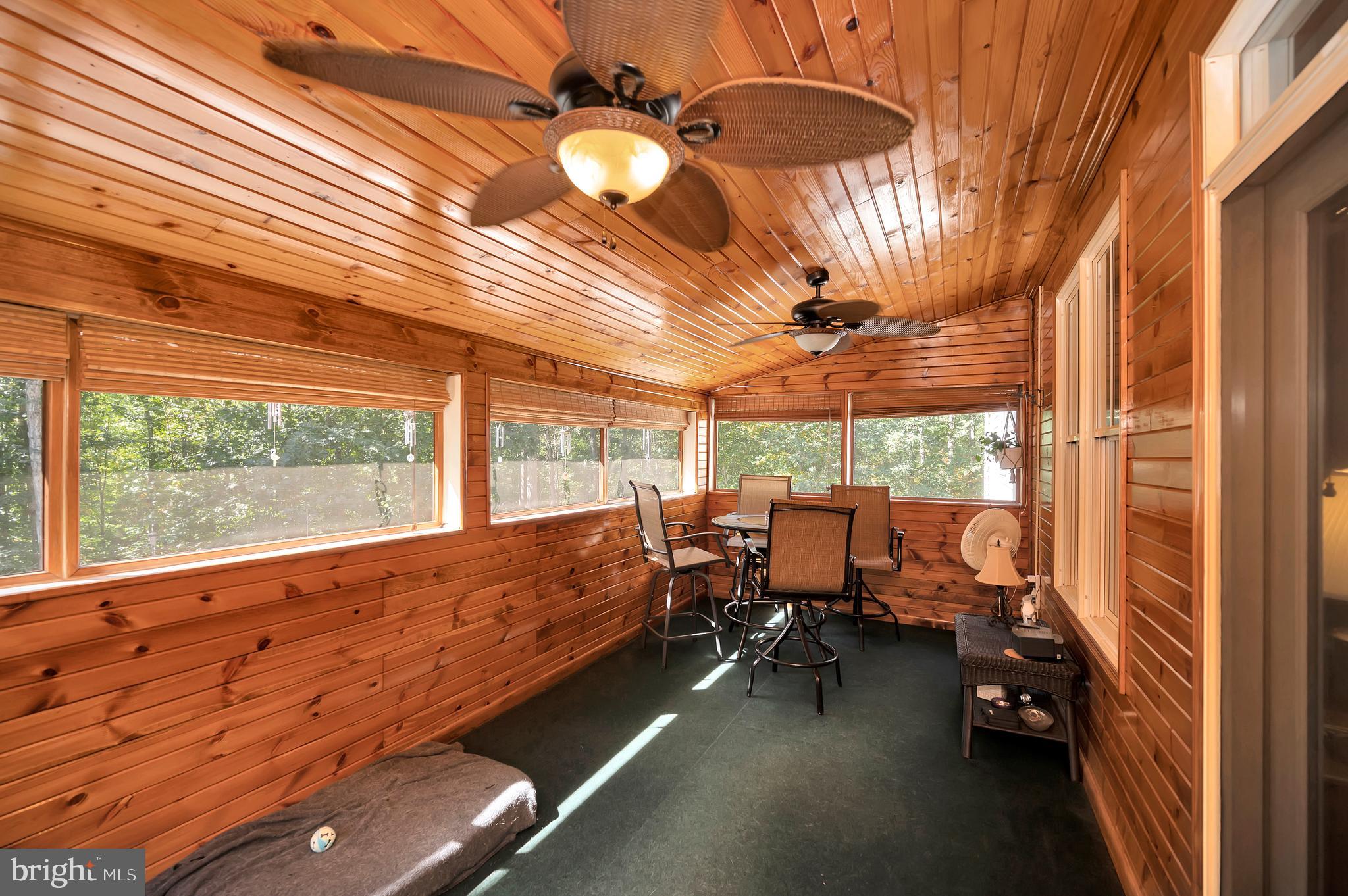 SHERWOOD ESTATES - Residential