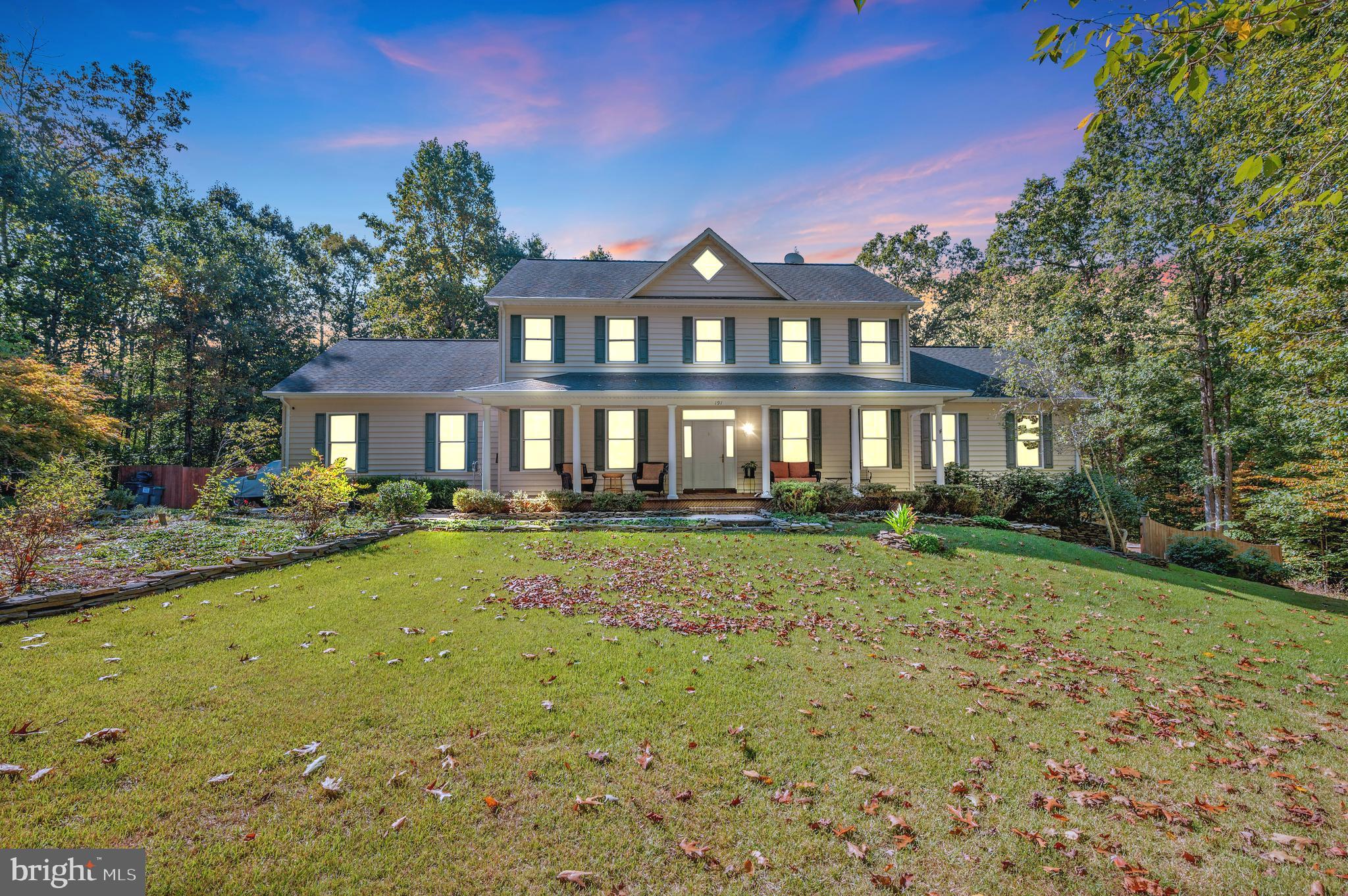 SHERWOOD ESTATES - Residential