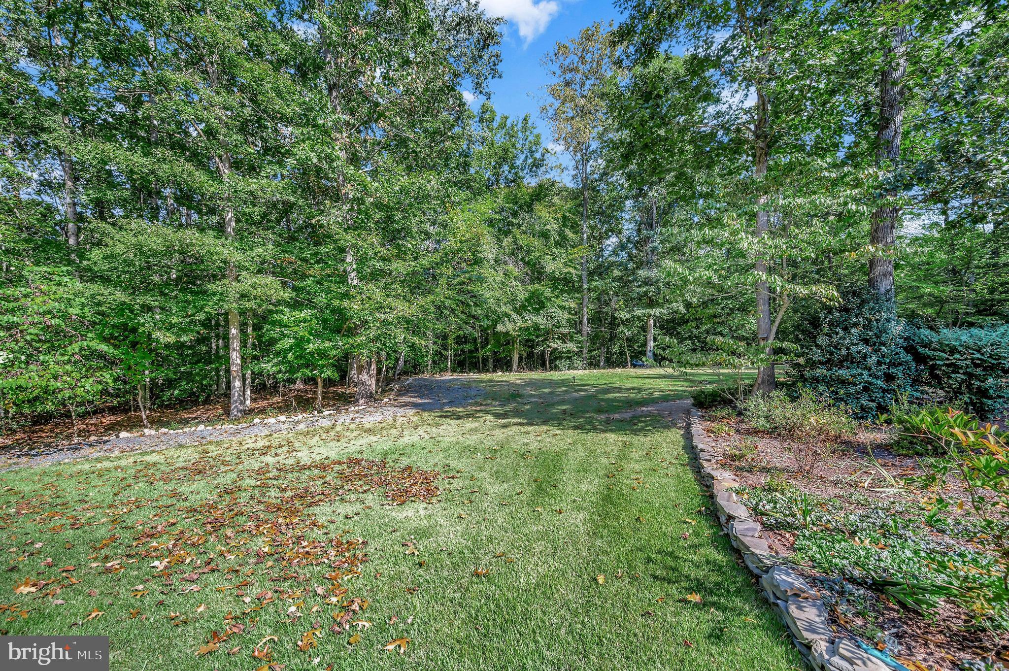 SHERWOOD ESTATES - Residential