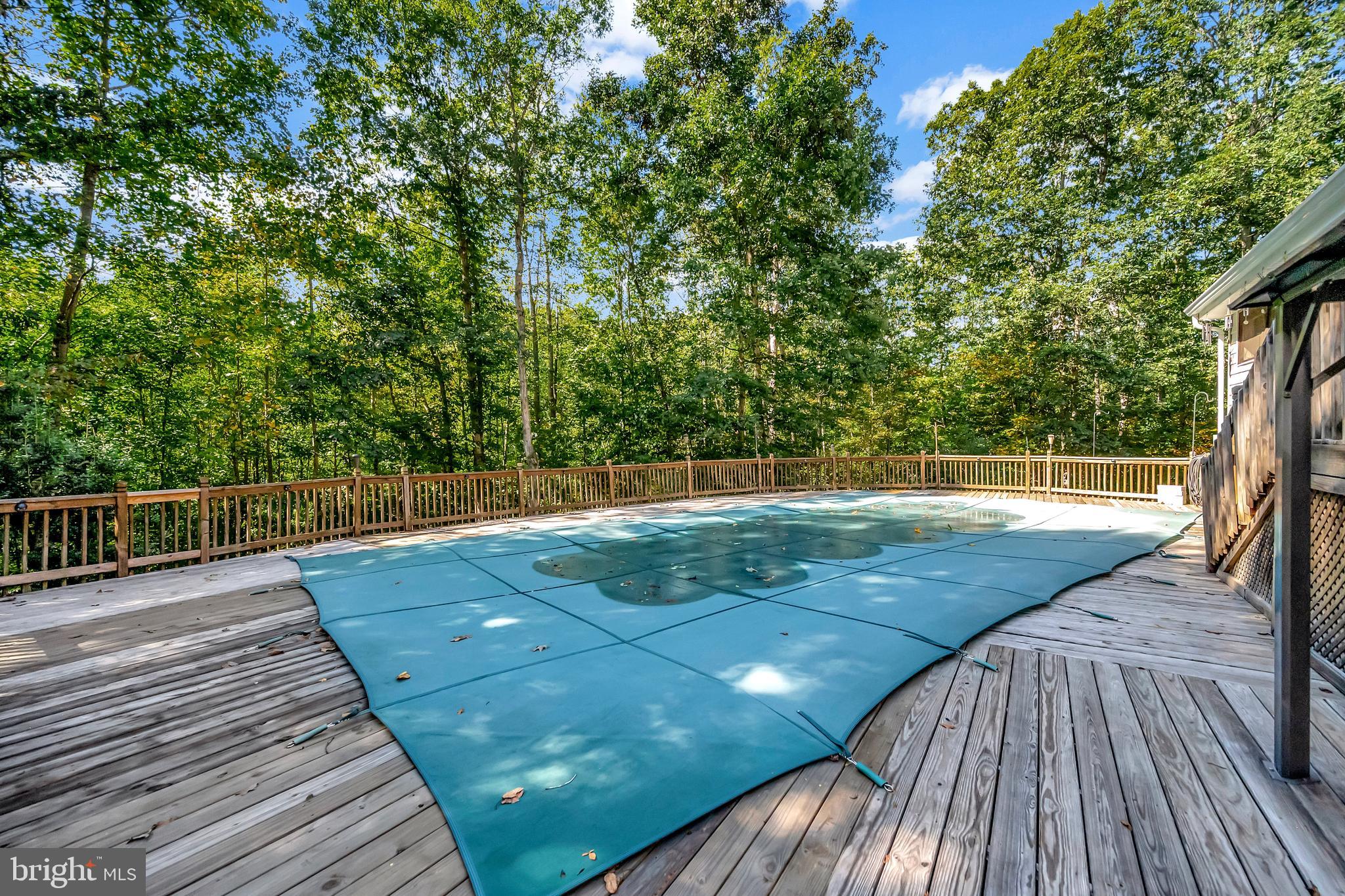 SHERWOOD ESTATES - Residential