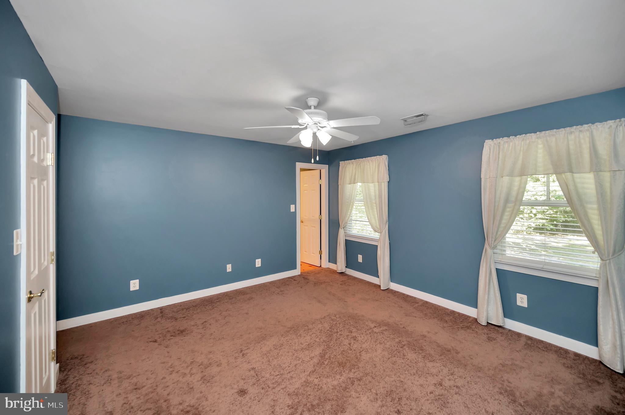 SHERWOOD ESTATES - Residential